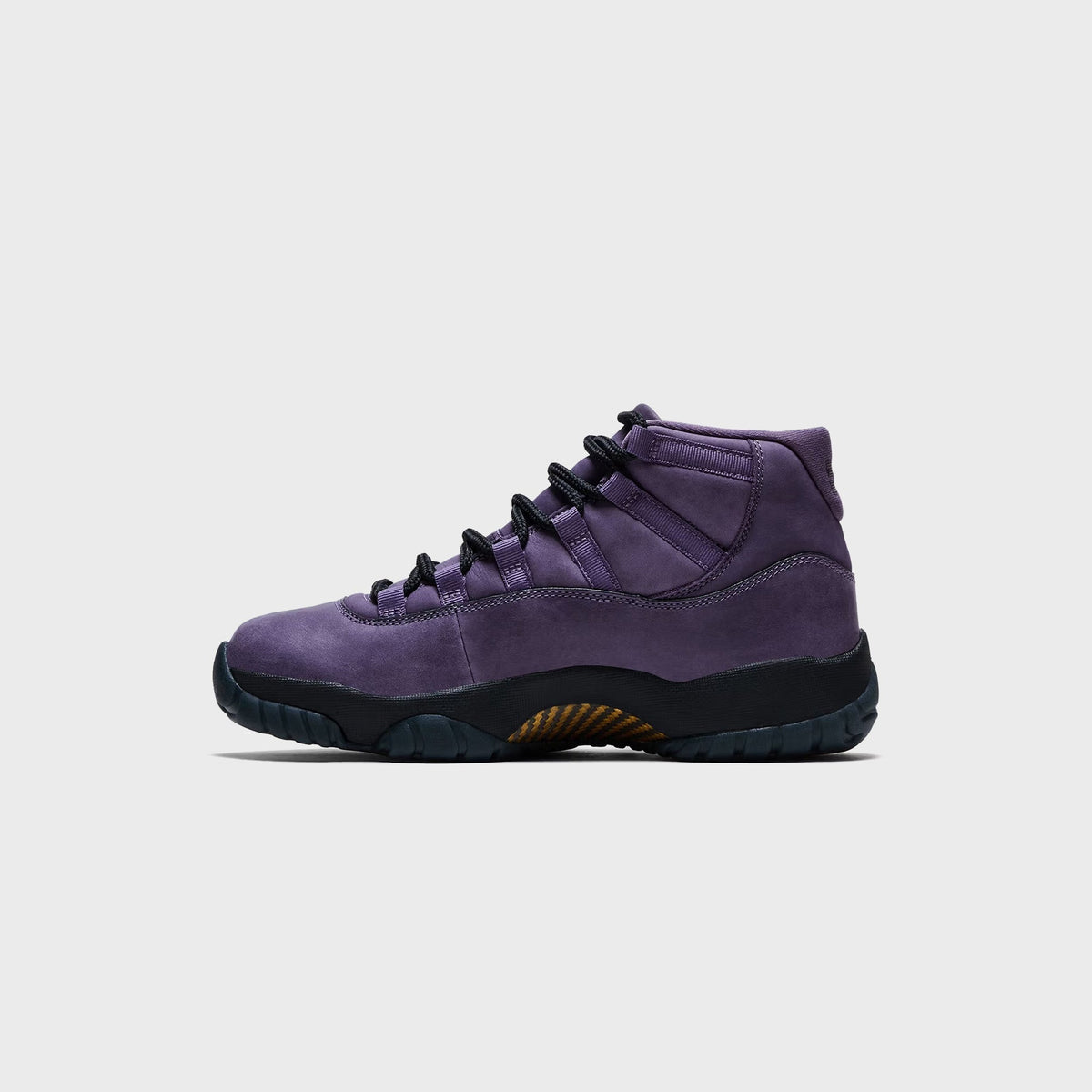 Nike Air Jordan 11 Retro - Canyon Purple / Off Noir / Violet Dust