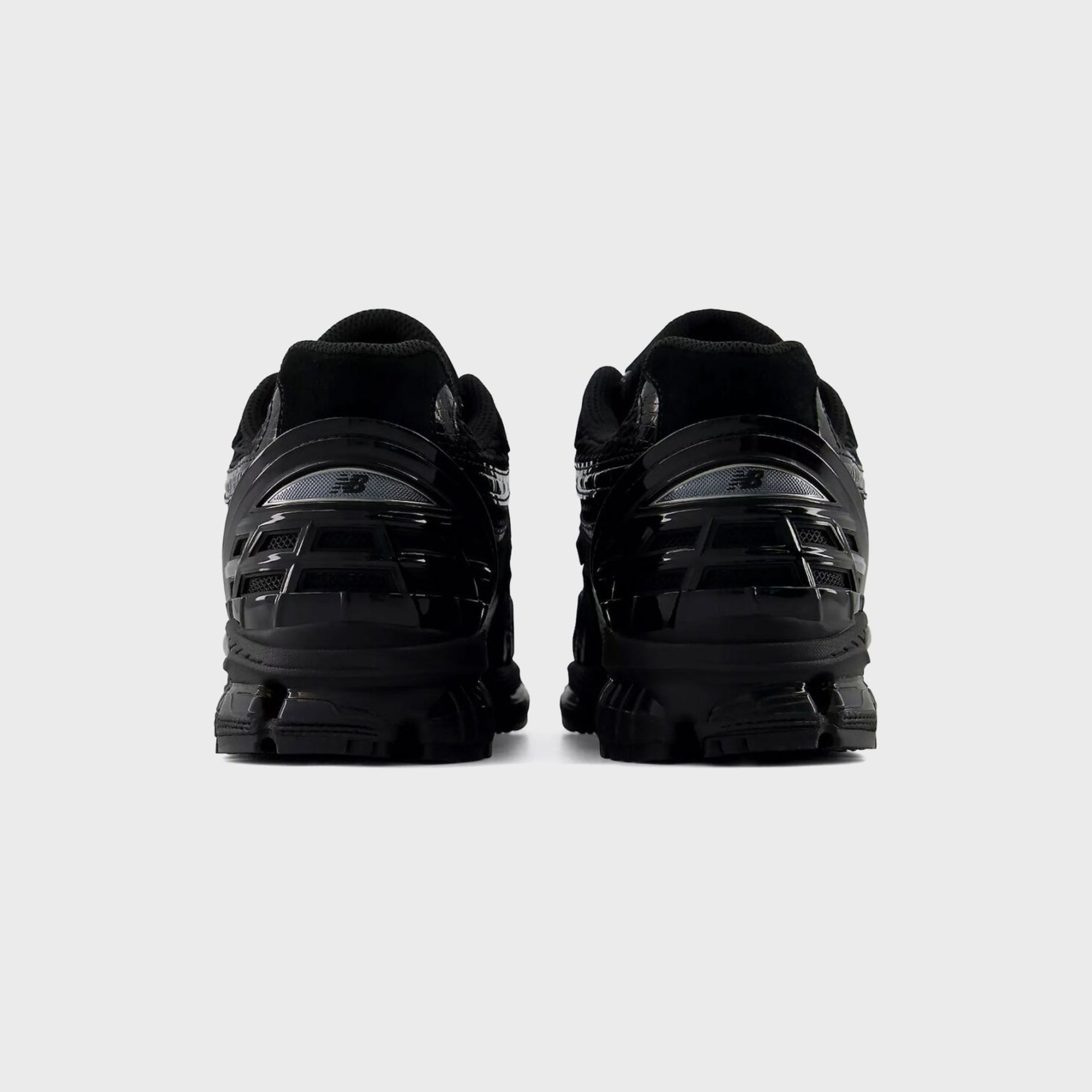 New Balance 1954R - Black