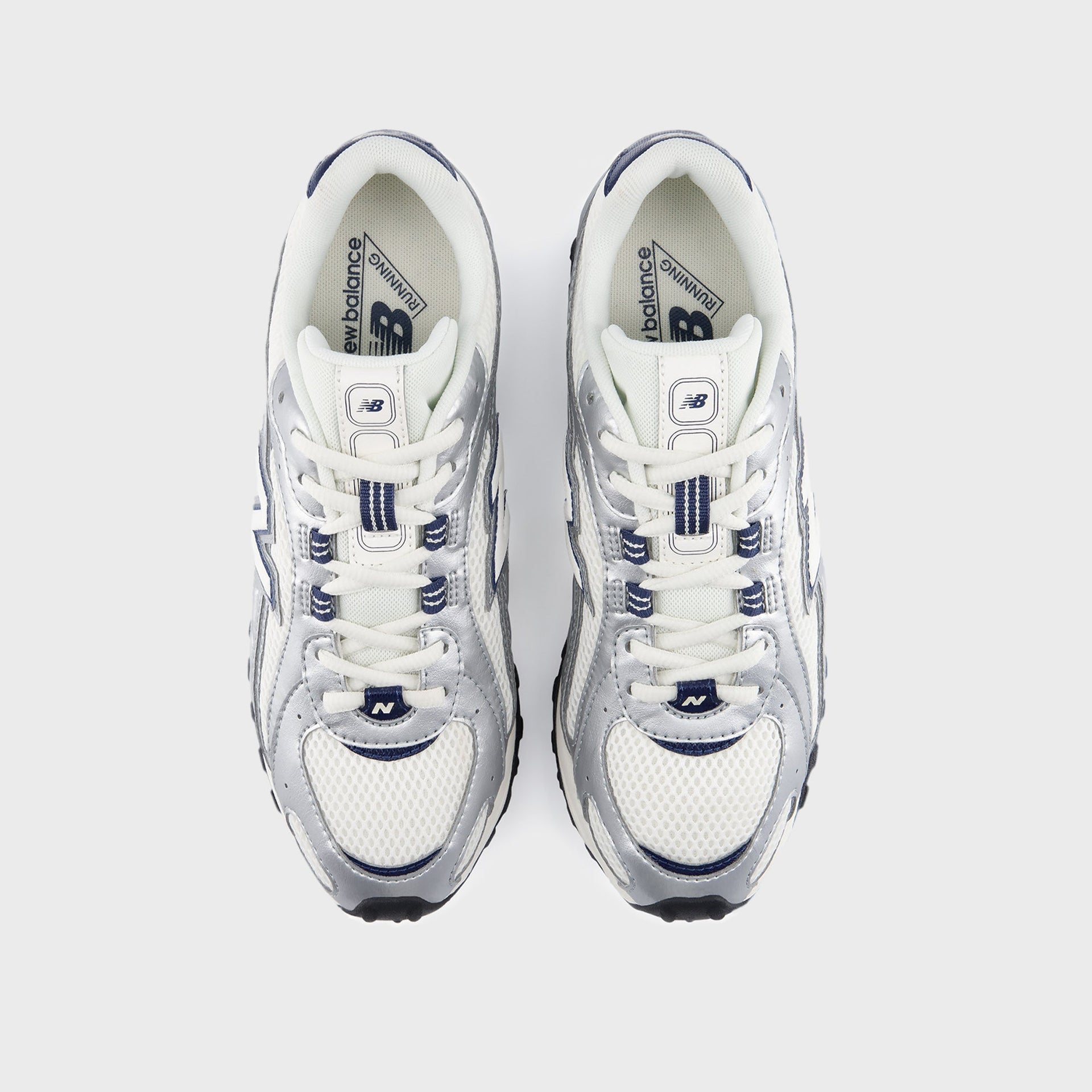 New Balance 204L - Sea Salt / Silver Metallic / NB Navy