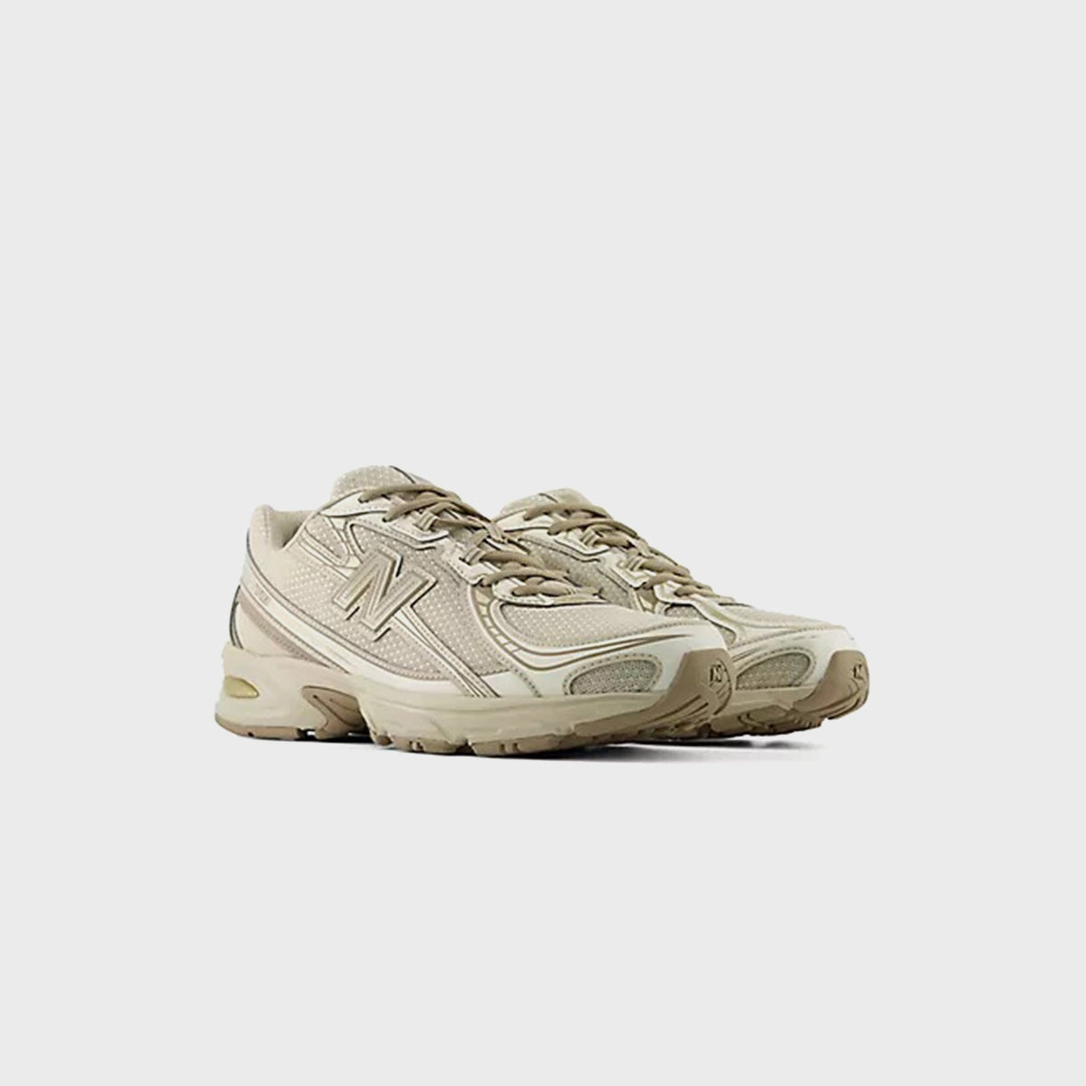 New Balance 740 - Mushroom / Timberwolf