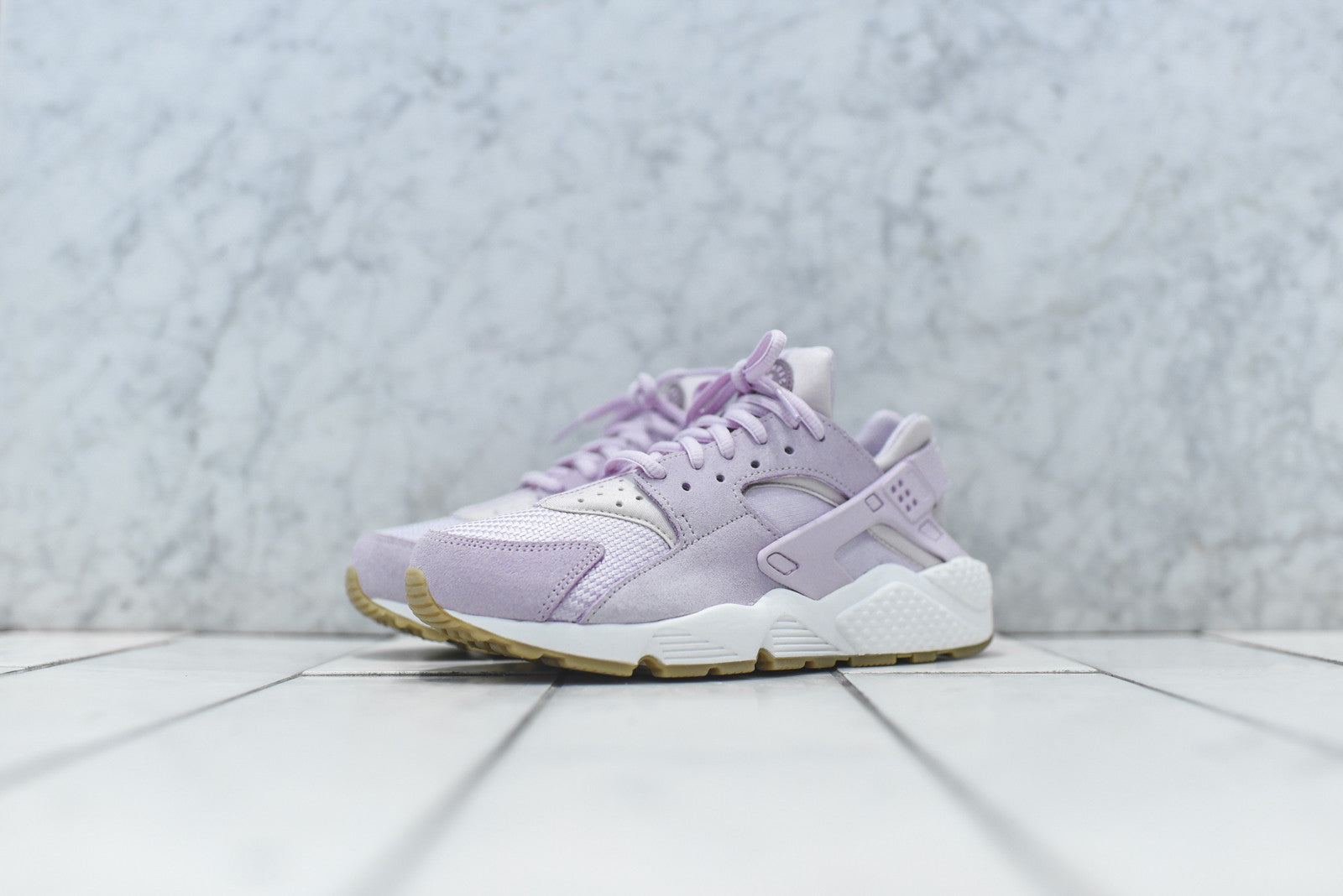 Nike WMNS Air Huarache Run - Bleached Lilac