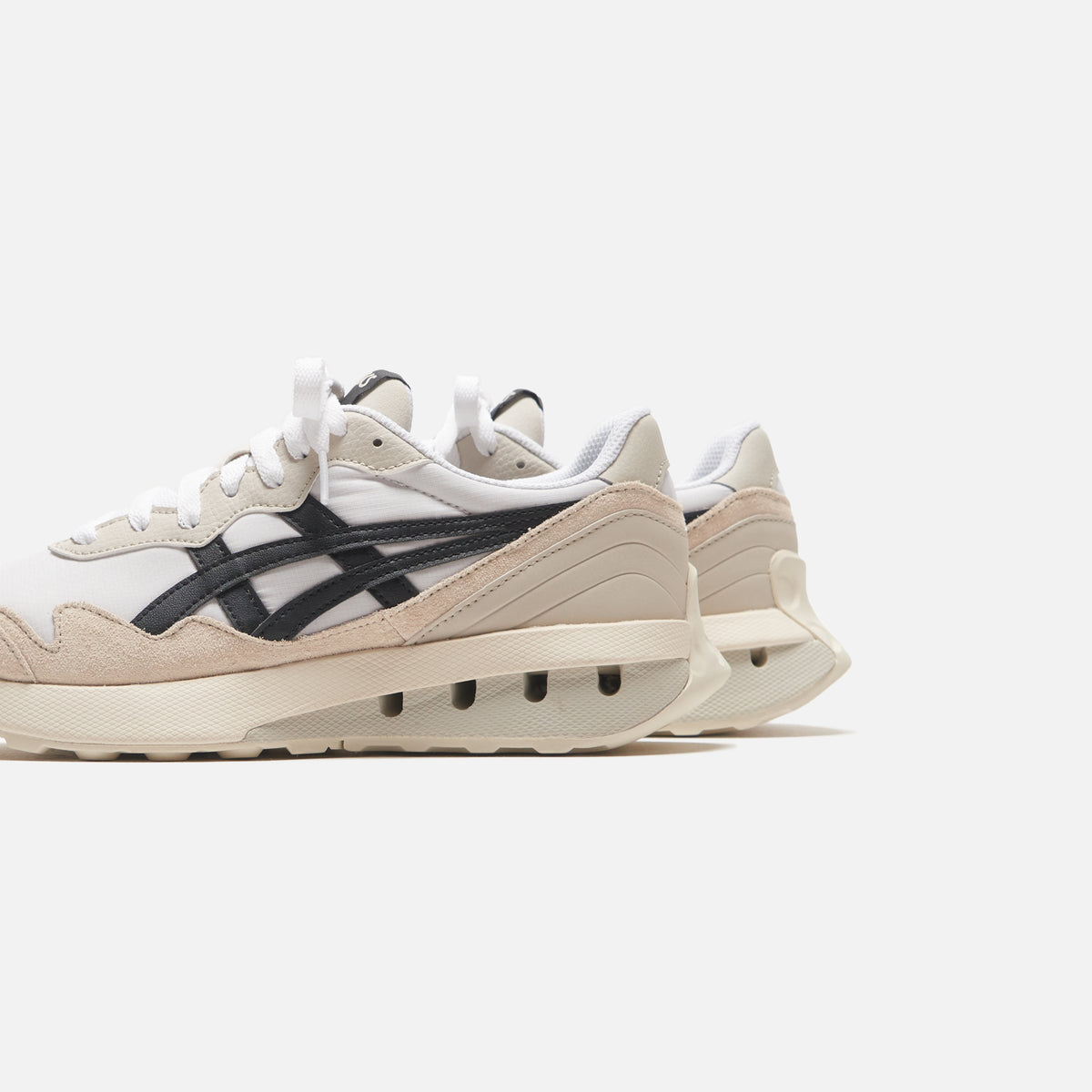 Asics Jogger X81 - White / Smoke Grey