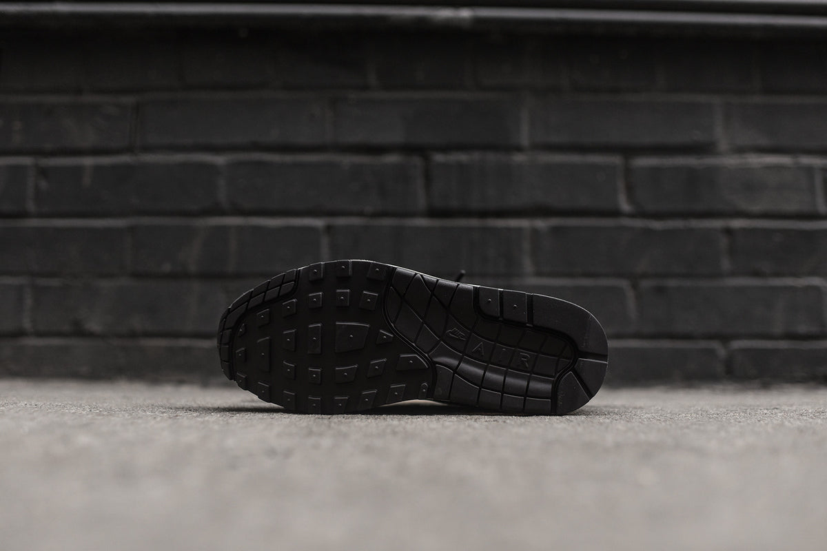 NikeLab WMNS Air Max 1 Pinnacle - Black / Sail