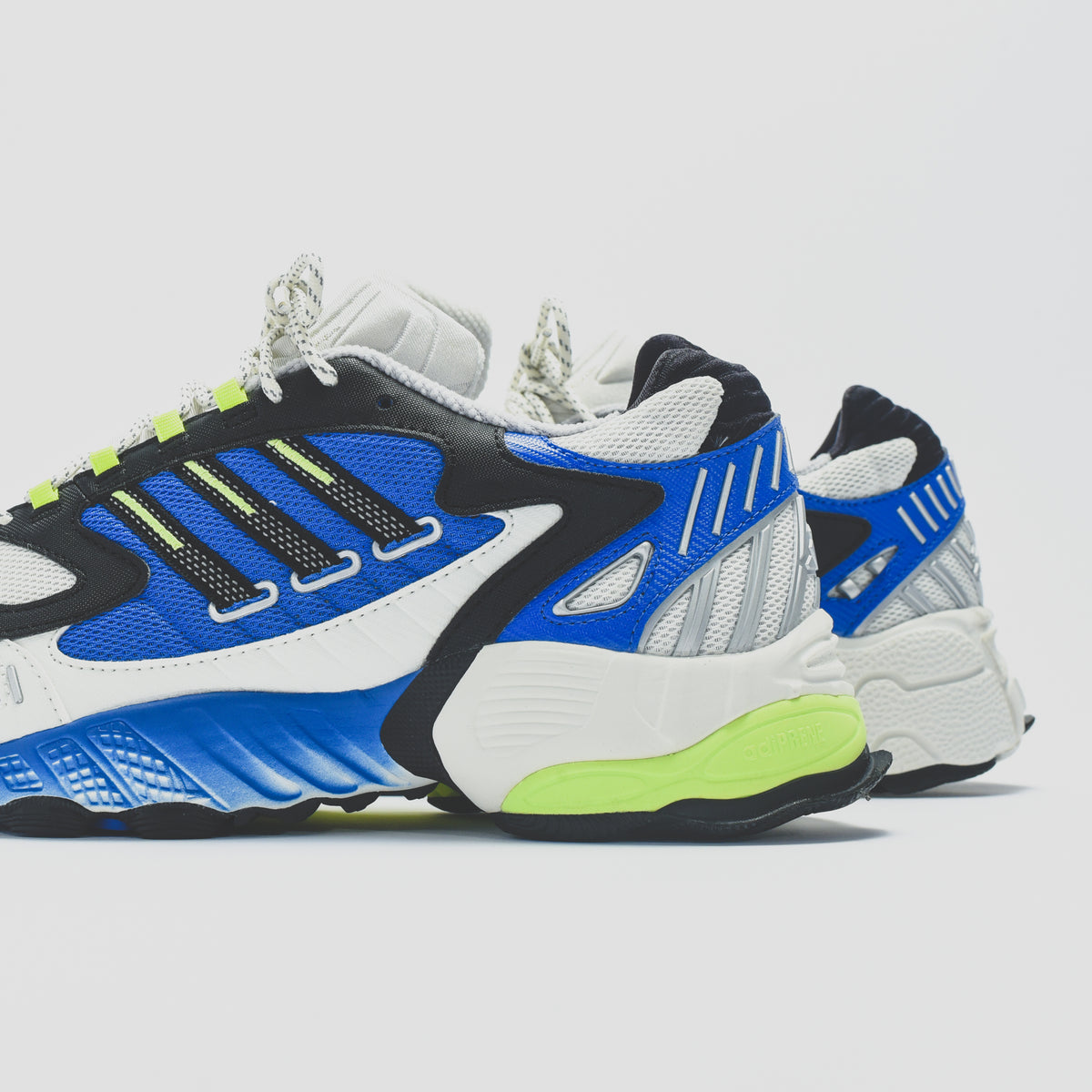 adidas Consortium Torsion TRDC - Light Aqua / Tacste / Sand