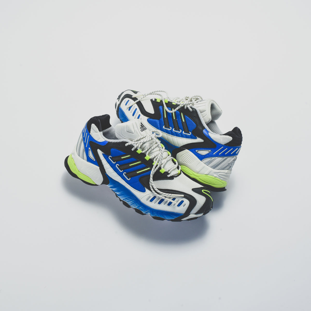adidas Consortium Torsion TRDC - Light Aqua / Tacste / Sand