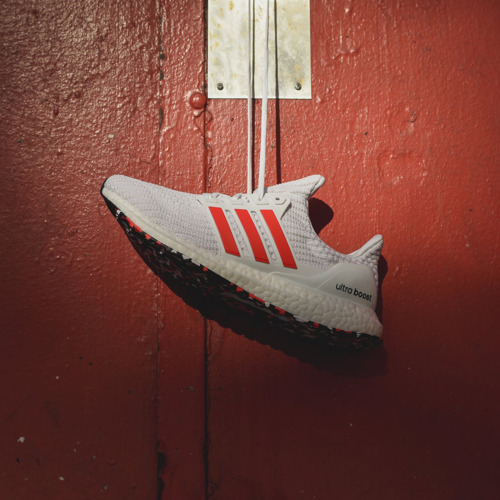 adidas Originals UltraBoost - Chalk White / Active Red / White