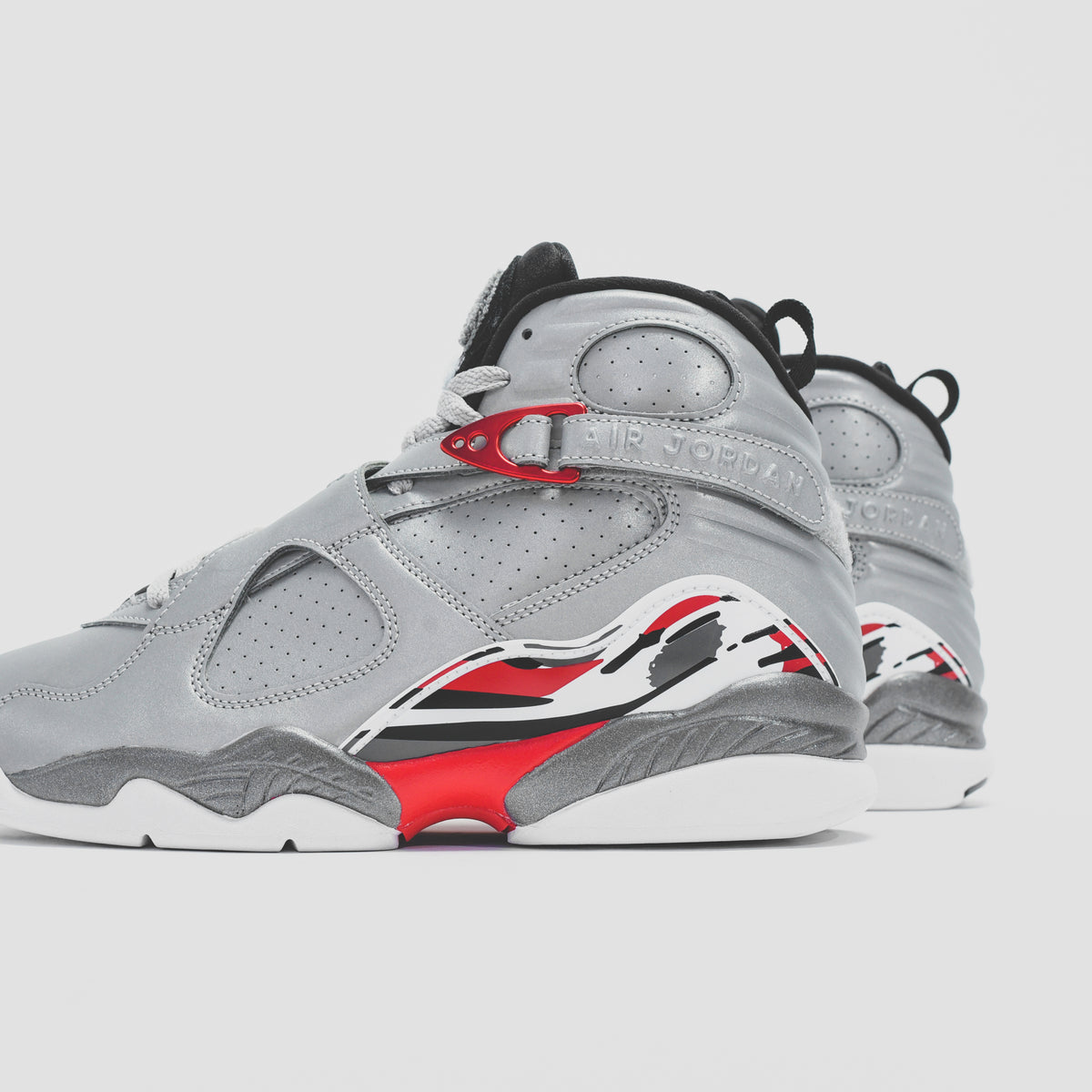 Nike Air Jordan 8 Retro SP - Reflect Silver / Hyper Black