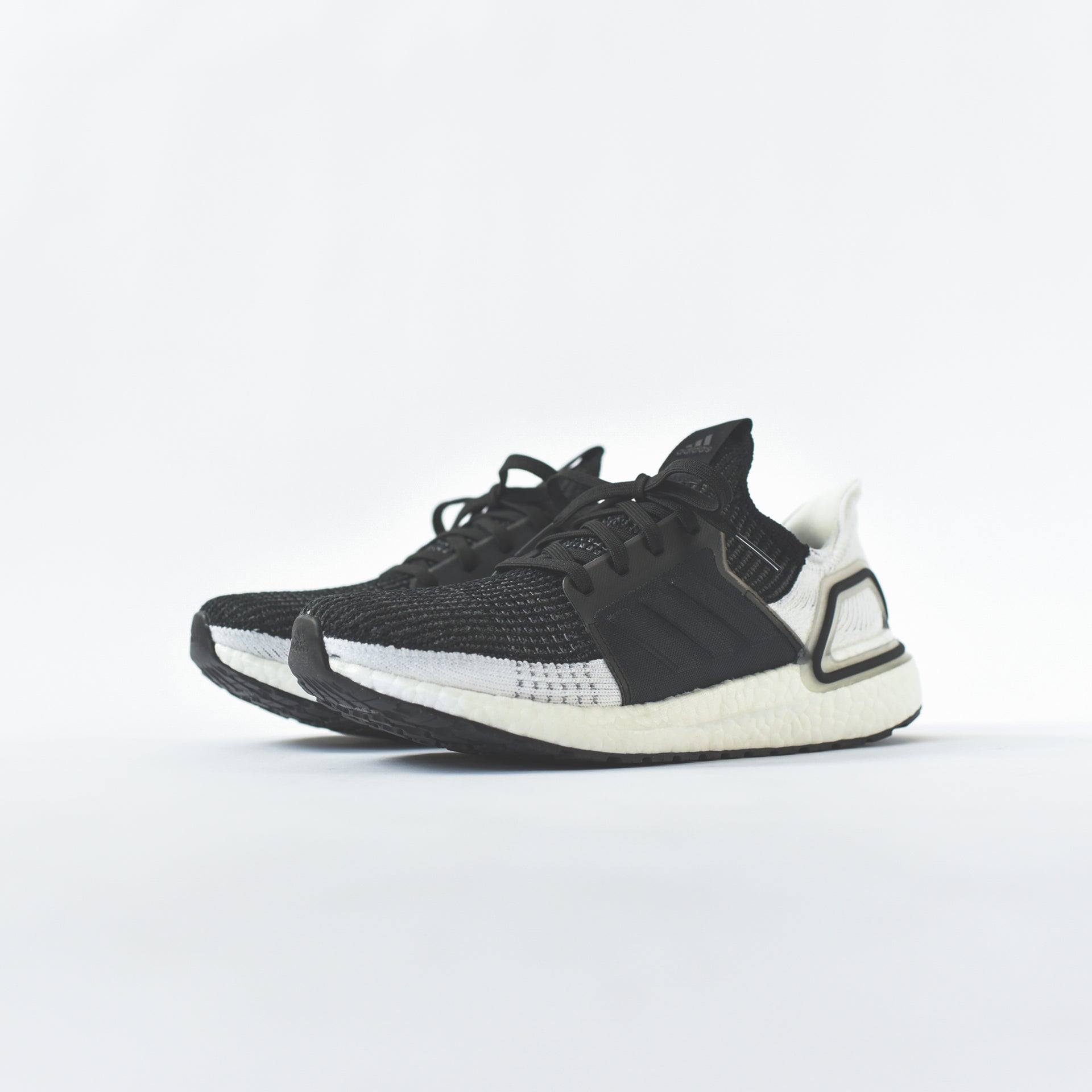 adidas UltraBoost 19 - Core Black / Grey Six / Grey Four