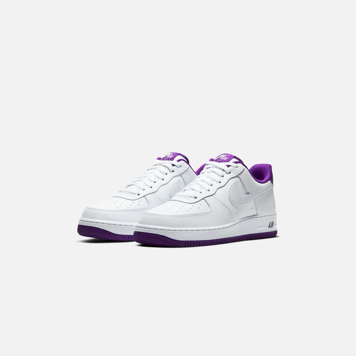 Nike Air Force 1 `07 - White / Voltage Purple