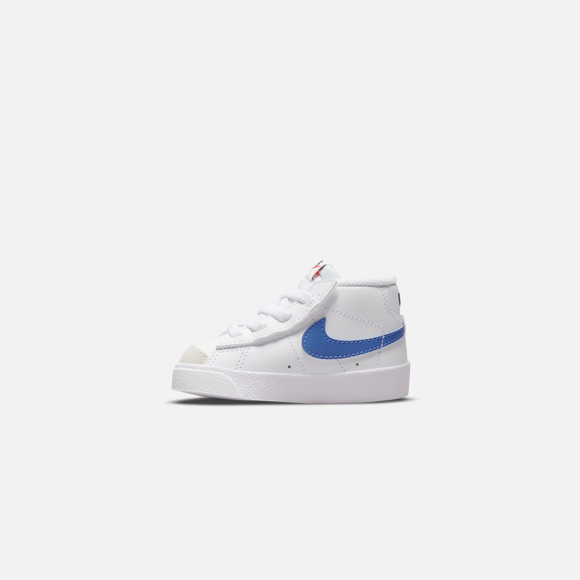 Nike Blazer Mid `77 - White / Habanero Red / Medium Blue / Black