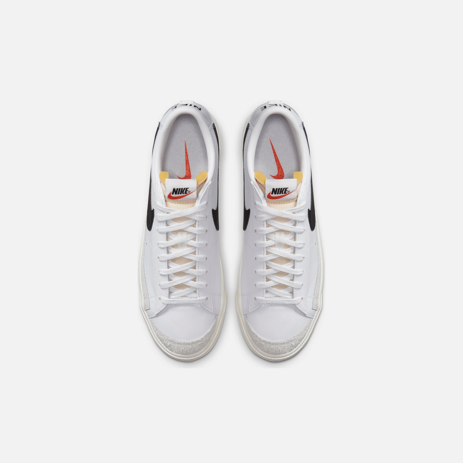 Nike Blazer Low `77 Vintage - White / Black / Sail / Orange