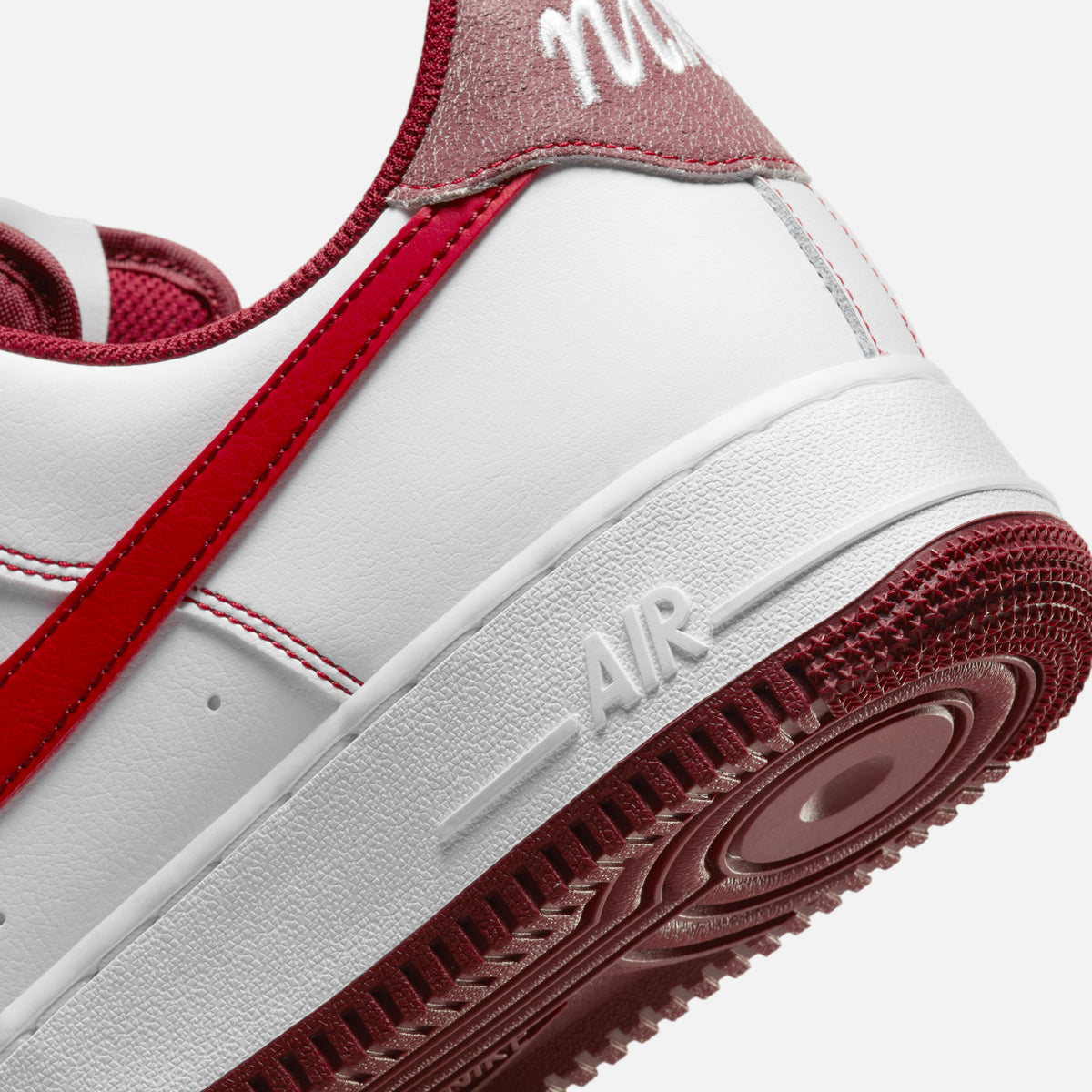 Nike Air Force 1 `07 - White / University Red / Team Red