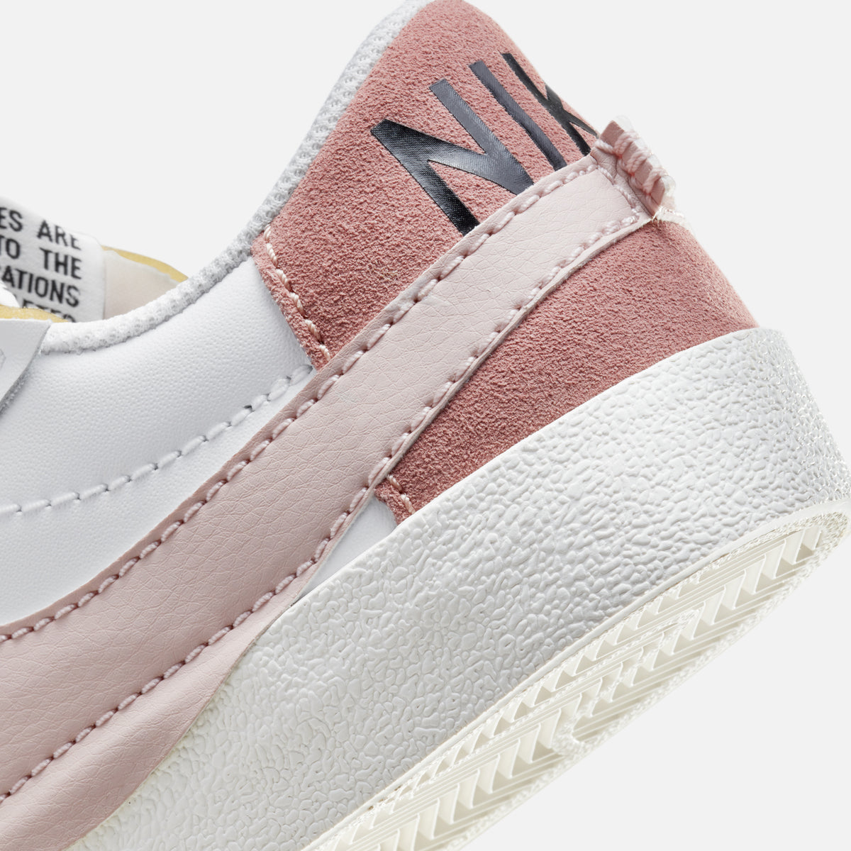Nike WMNS Blazer Low `77 Jumbo - White / Pink Oxford / Rose Whisper