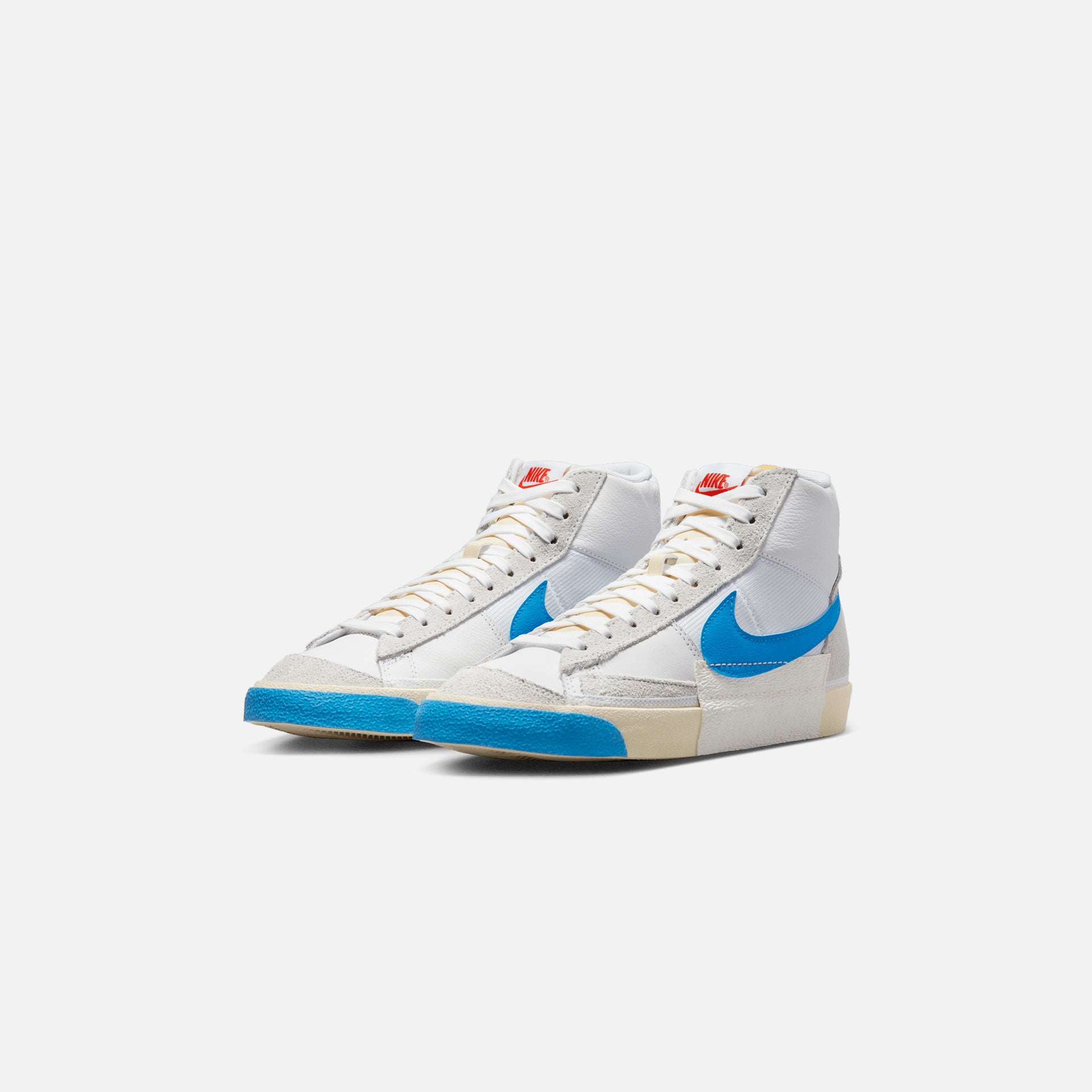 Nike Blazer Mid `77 Pro Club - White / Photo Blue / Beach