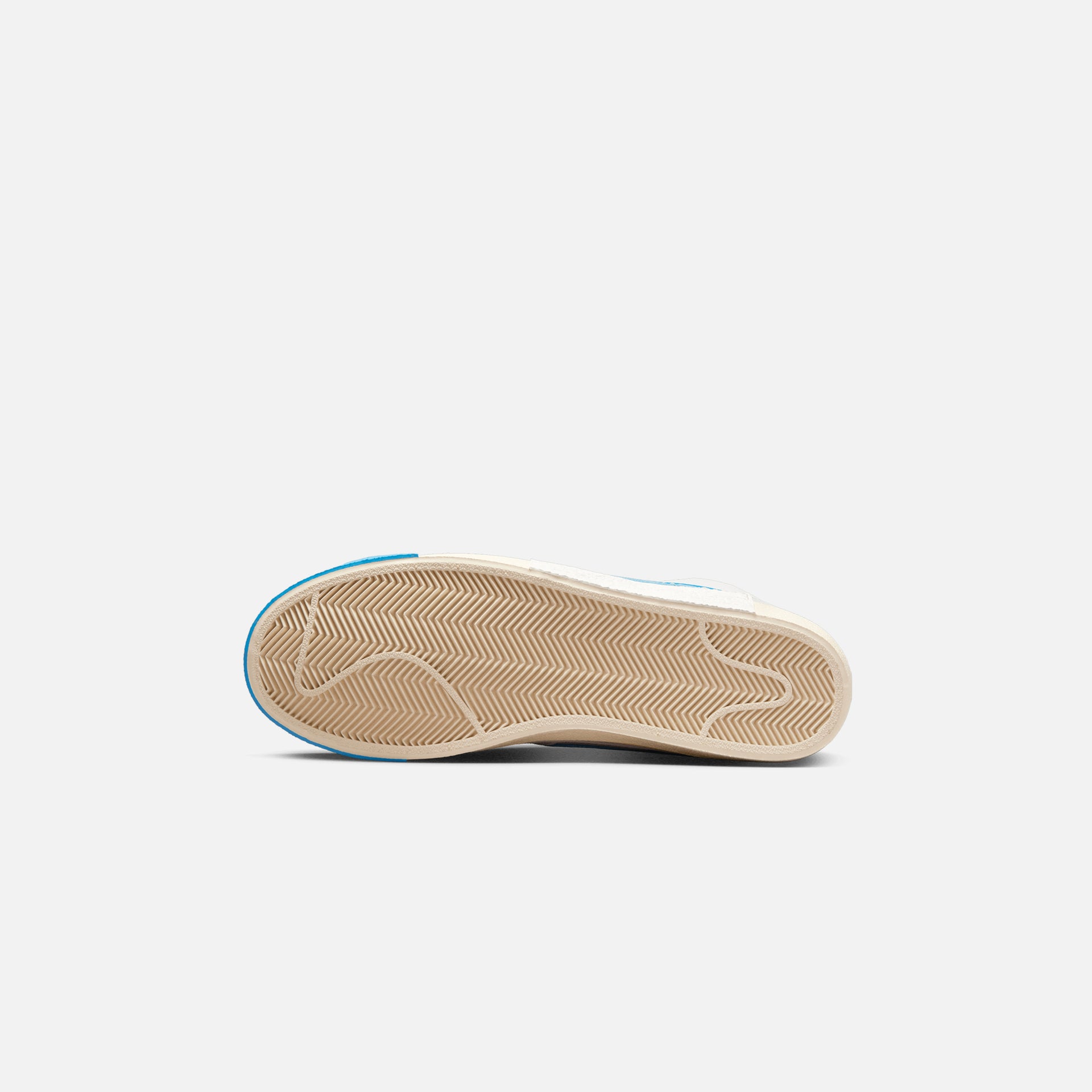 Nike Blazer Mid `77 Pro Club - White / Photo Blue / Beach