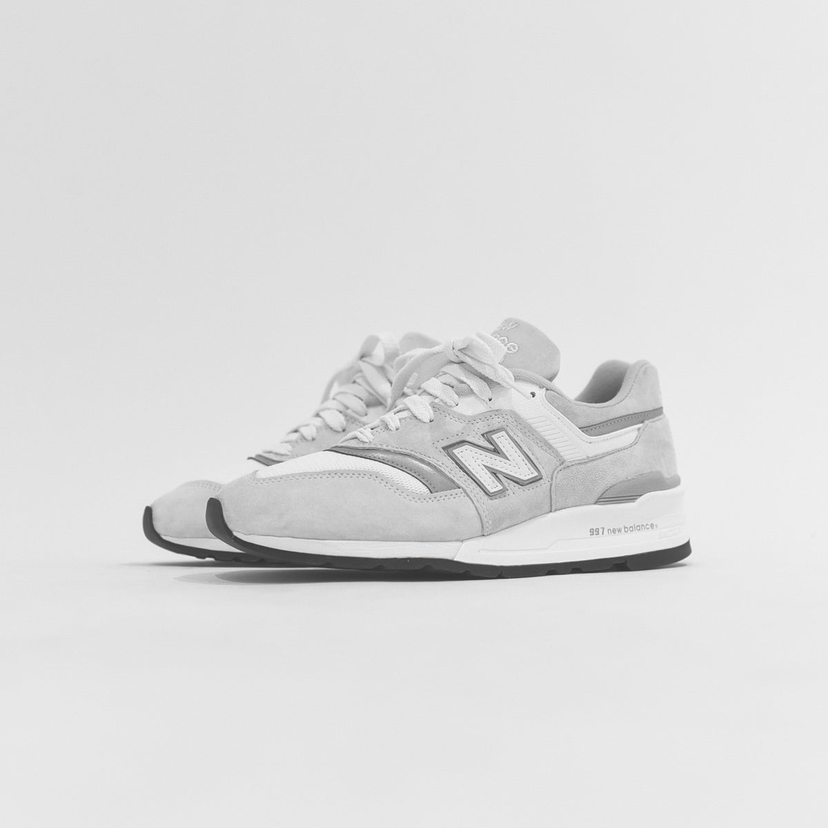 New Balance 997 - White / Silver