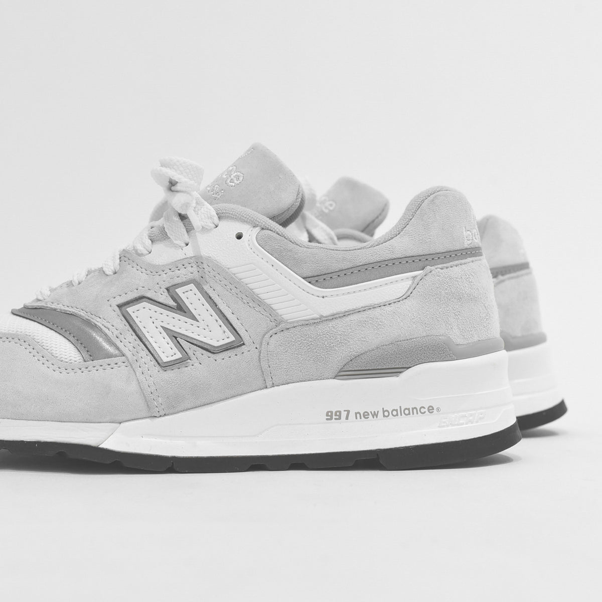 New Balance 997 - White / Silver