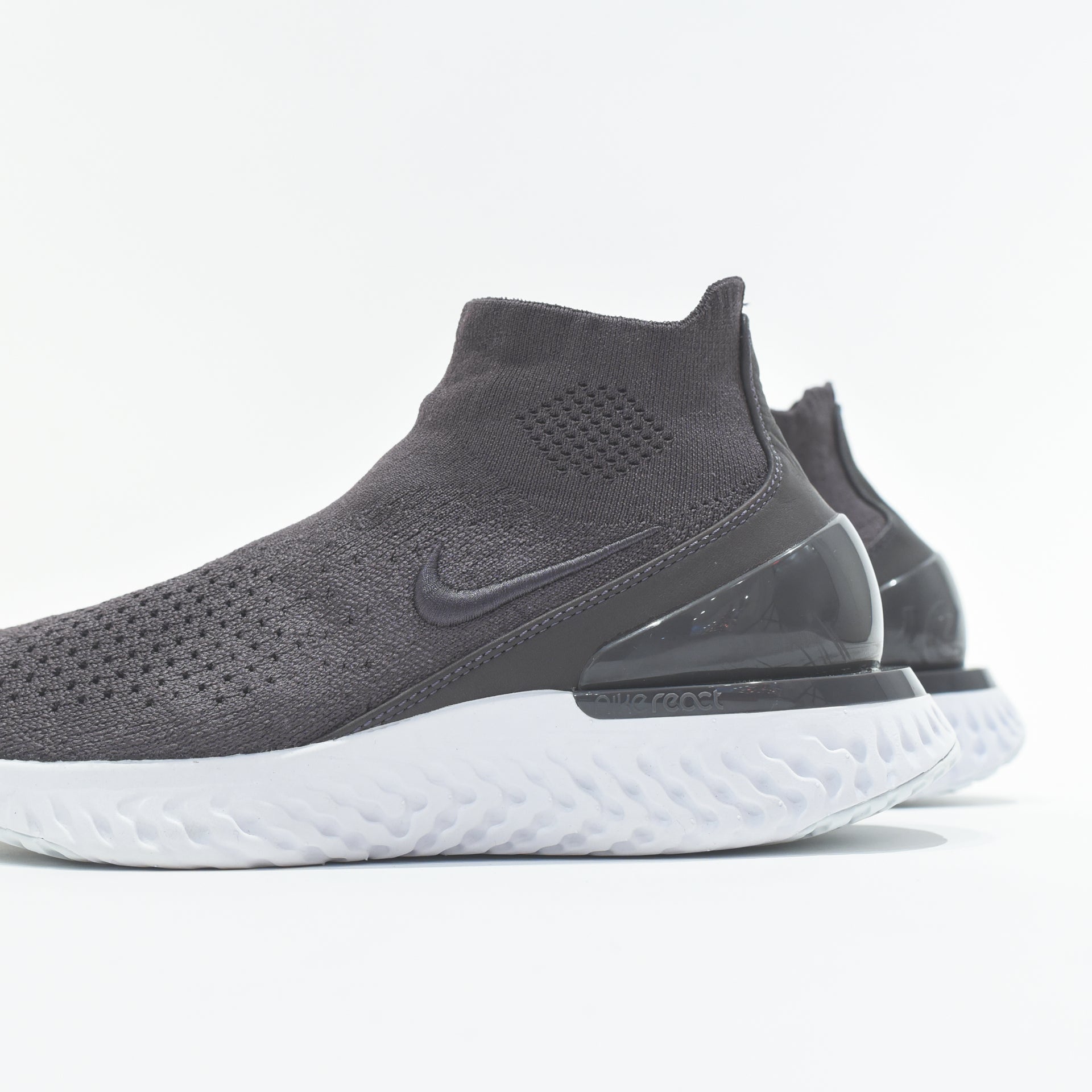 Nike WMNS Rise React Flyknit - Thunder Grey / Off White