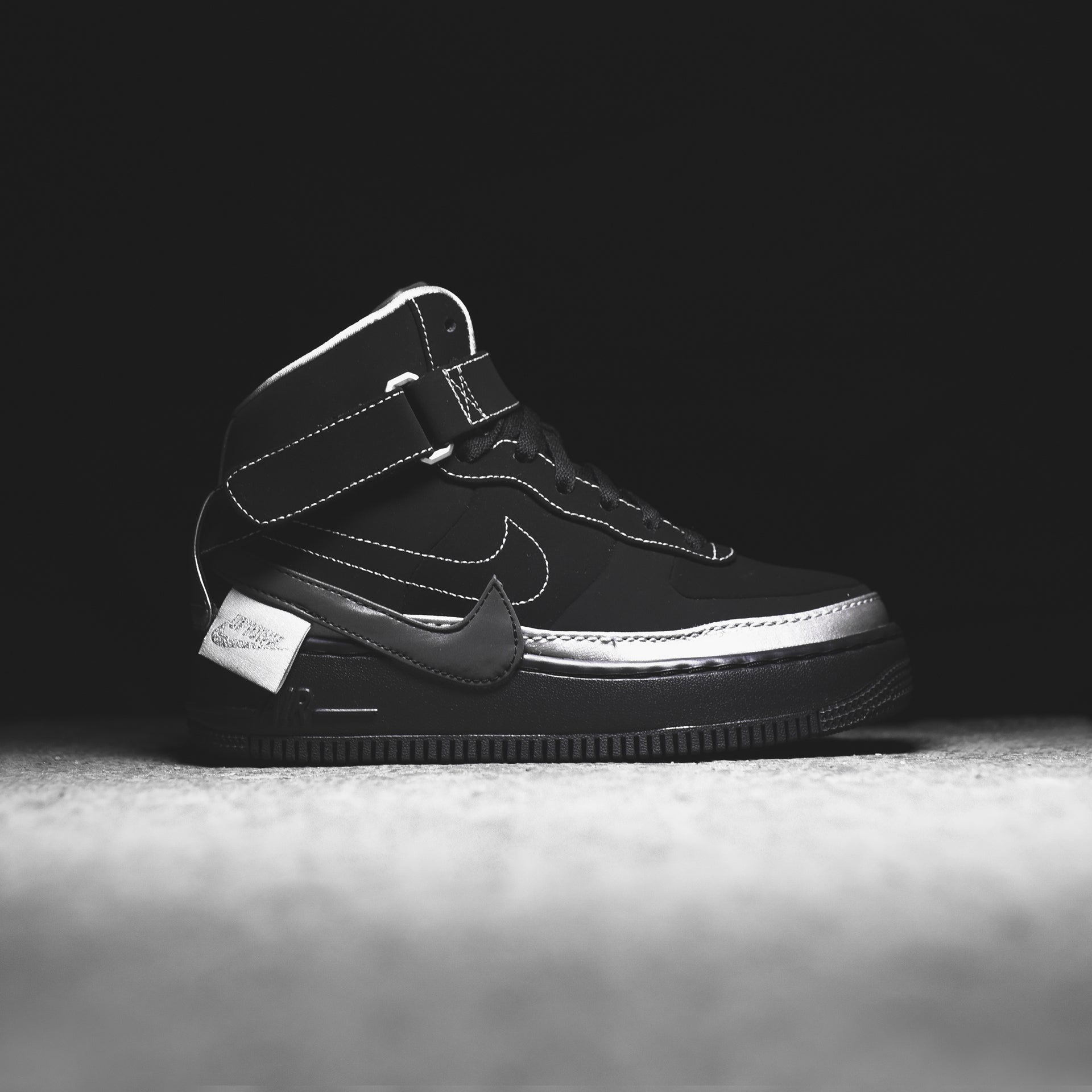 Nike x Rox Brown WMNS Air Force 1 Jester High XX - Black / Metallic Silver