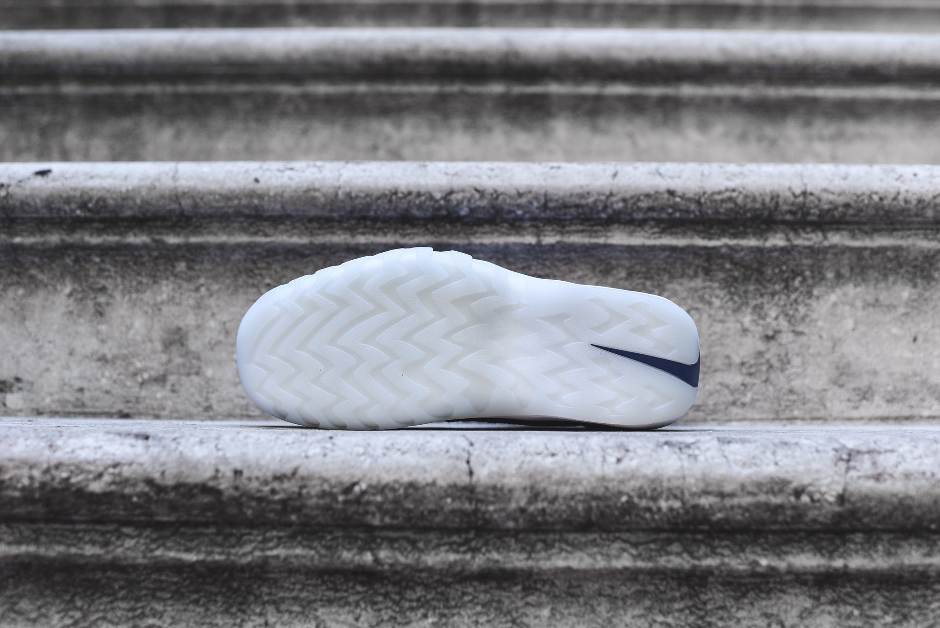 Nikelab x Pigalle Air Shake NDestrukt - Loyal Blue / White