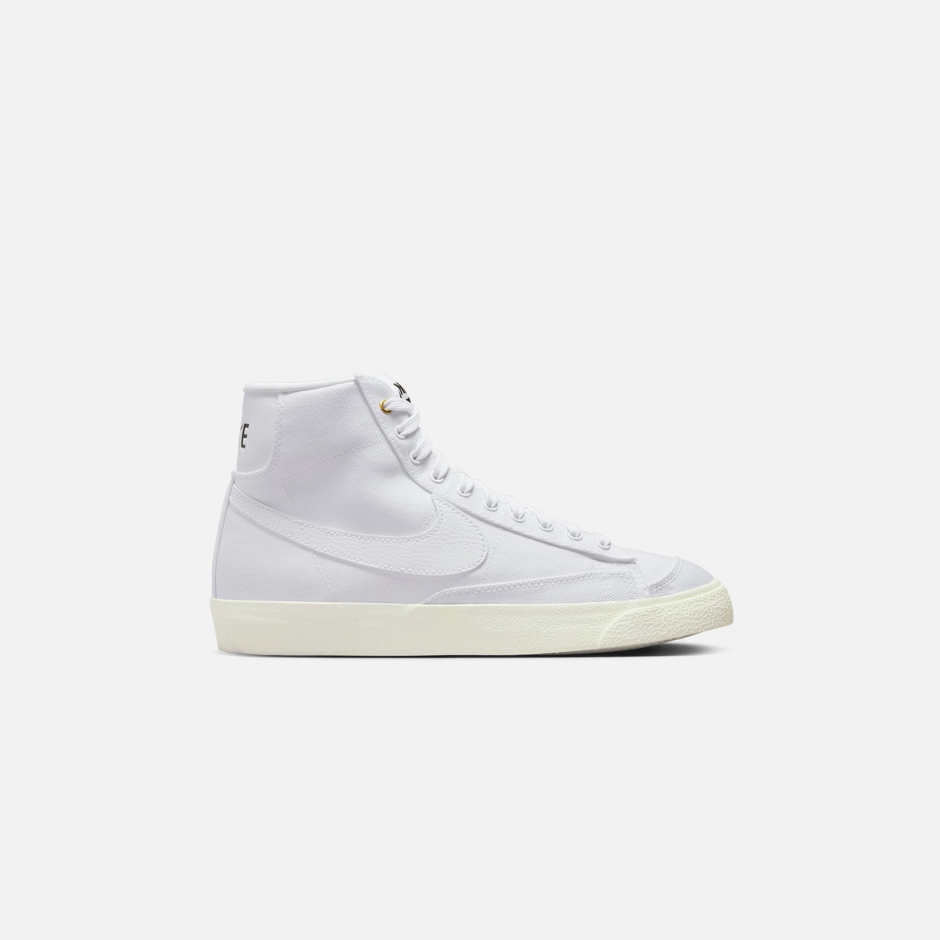 Nike WMNS Blazer Mid `77 - Canvas White / White / Sail / Black