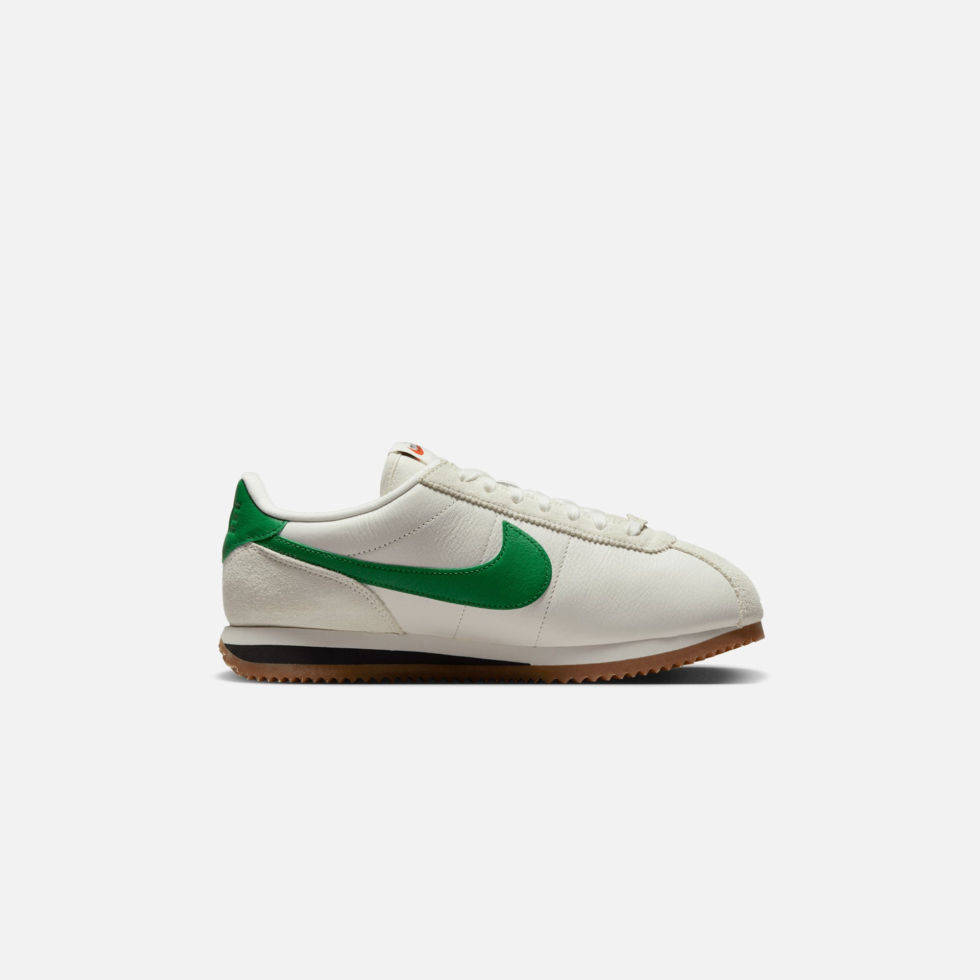 Nike WMNS Cortez 23 - Sail / Lucky Green / Black / Pale Vanilla