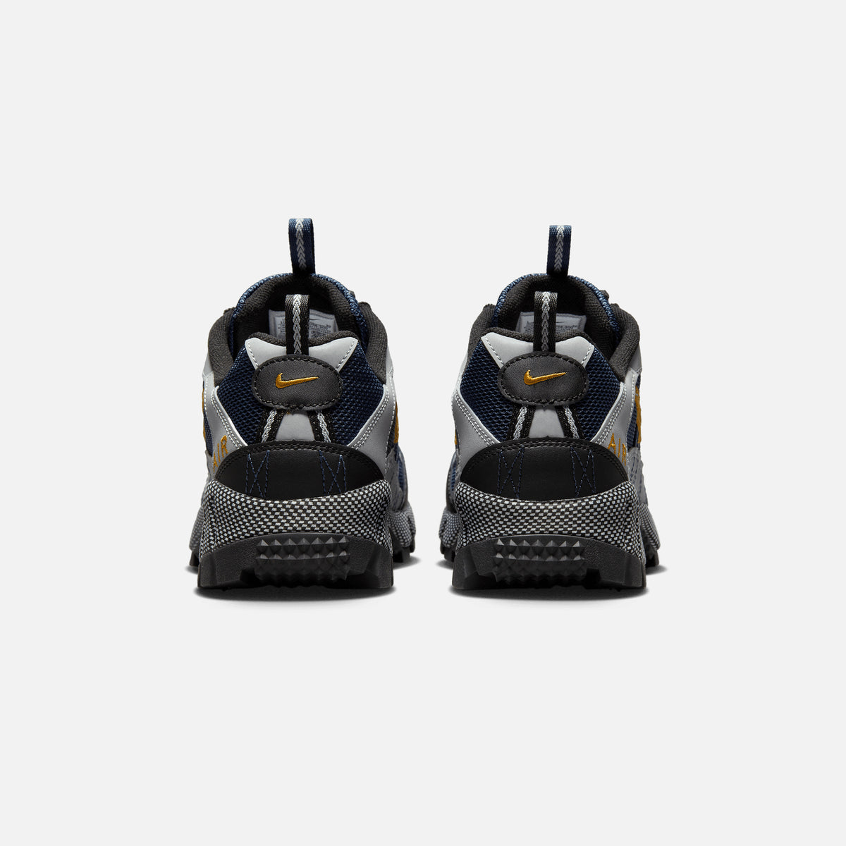 Nike Air Humara QS -  Silver / Midnight Navy / Black / Desert Bronze