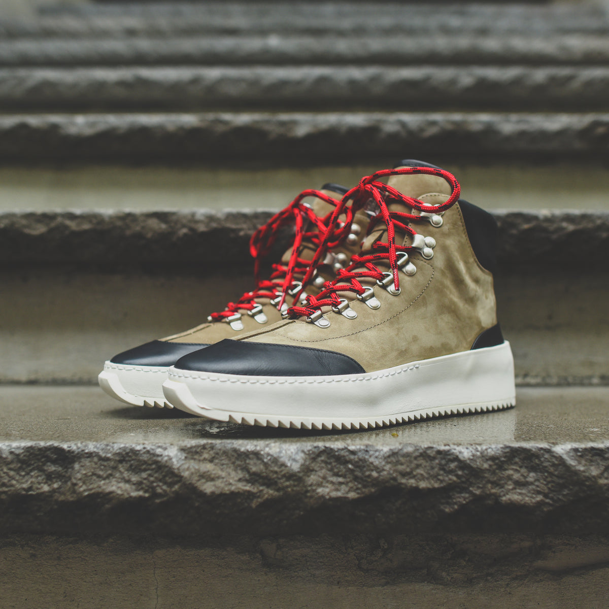 Fear of God 6th Collection Hiker - Olive / Black