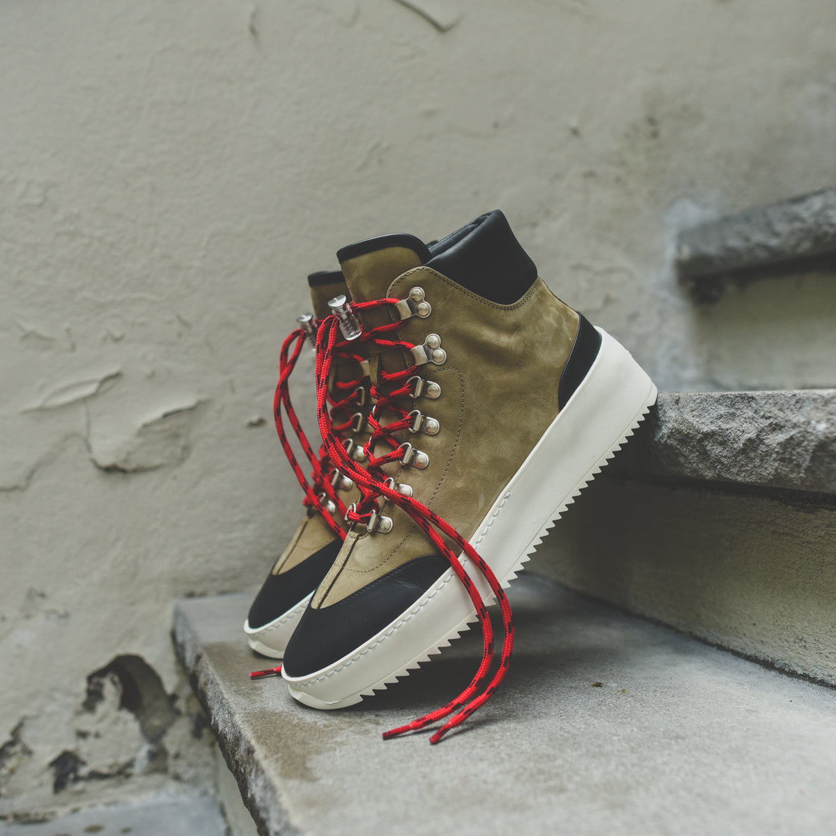 Fear of God 6th Collection Hiker - Olive / Black