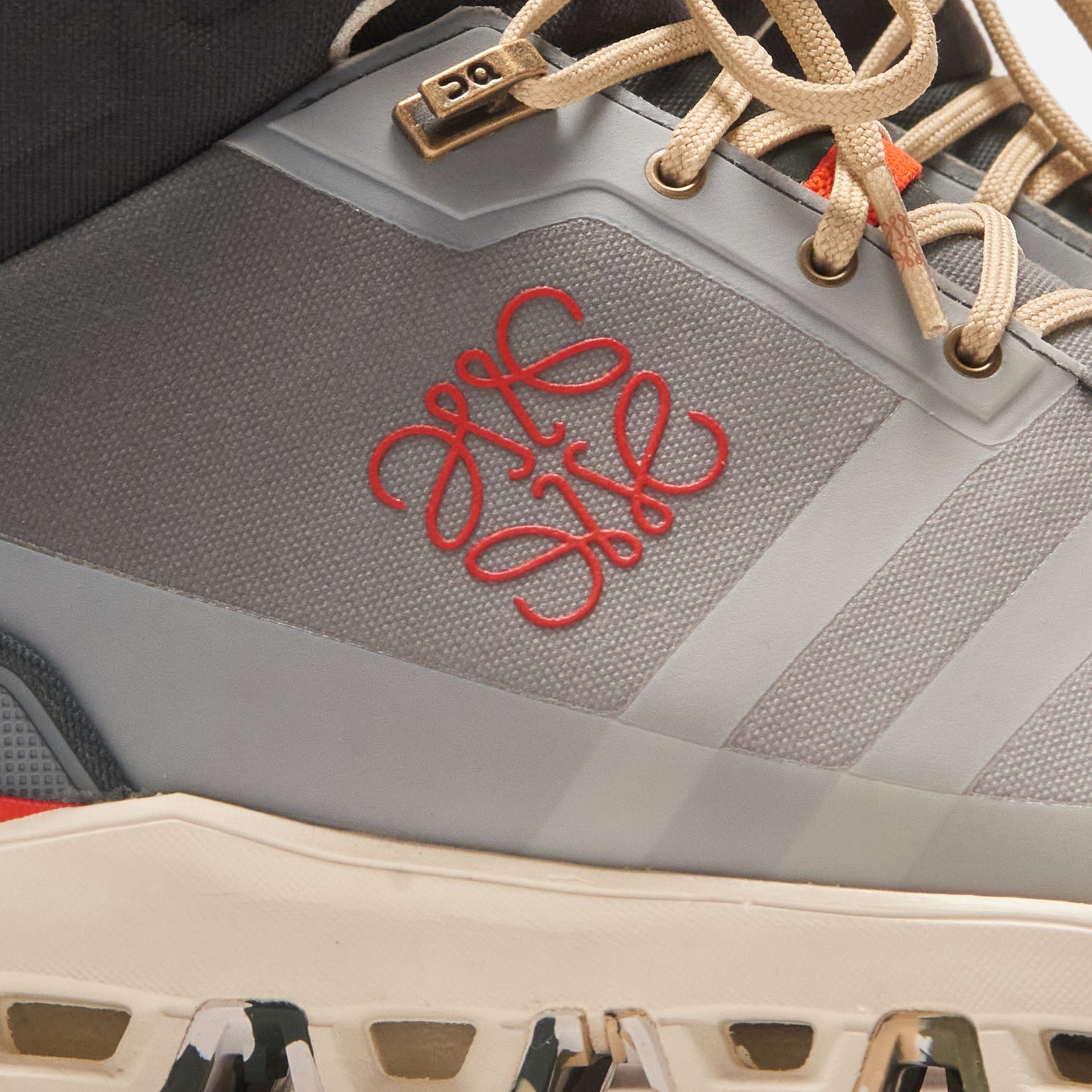 On Running x Loewe Cloudrock - Gradient Khaki