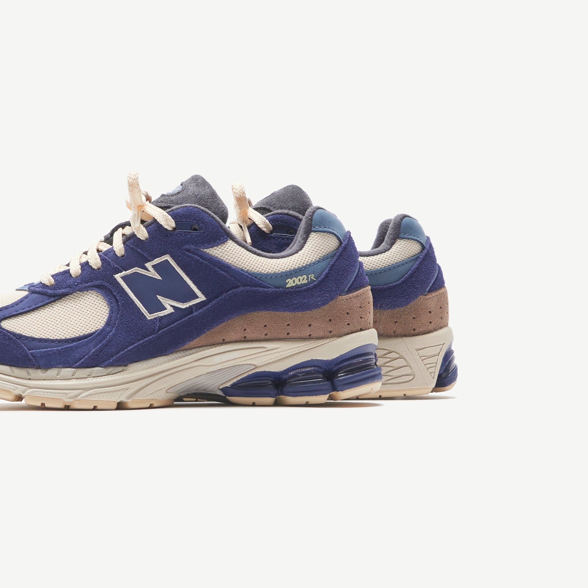 New Balance 2002R - Night Tide / Team Cream