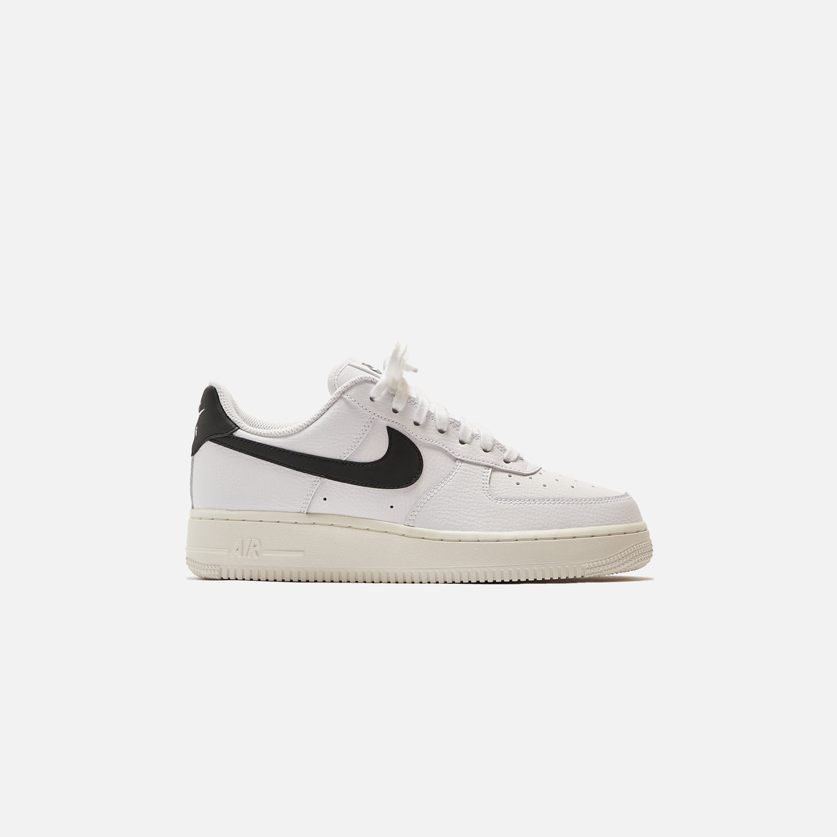 Nike WMNS Air Force 1 `07 - White / Black / Sail