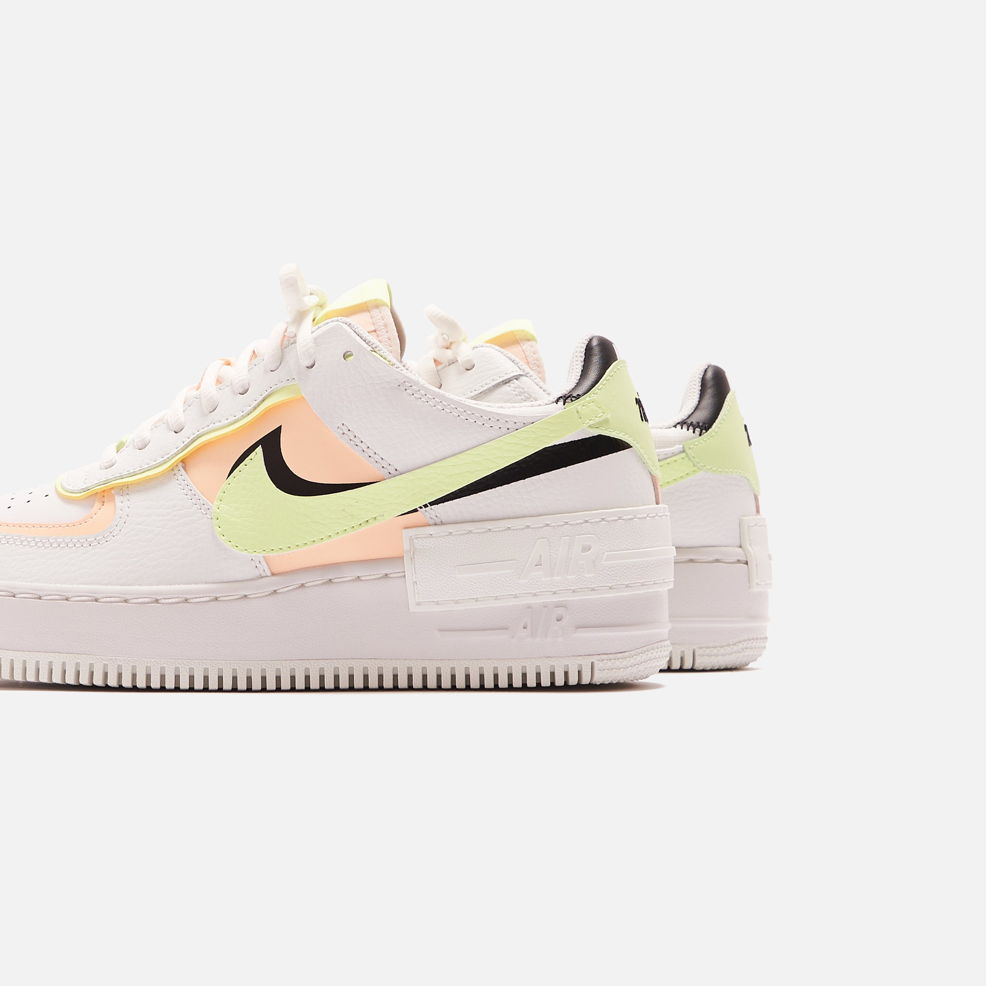 Nike WMNS AF1 Shadow - Summit White / Crimson Tint