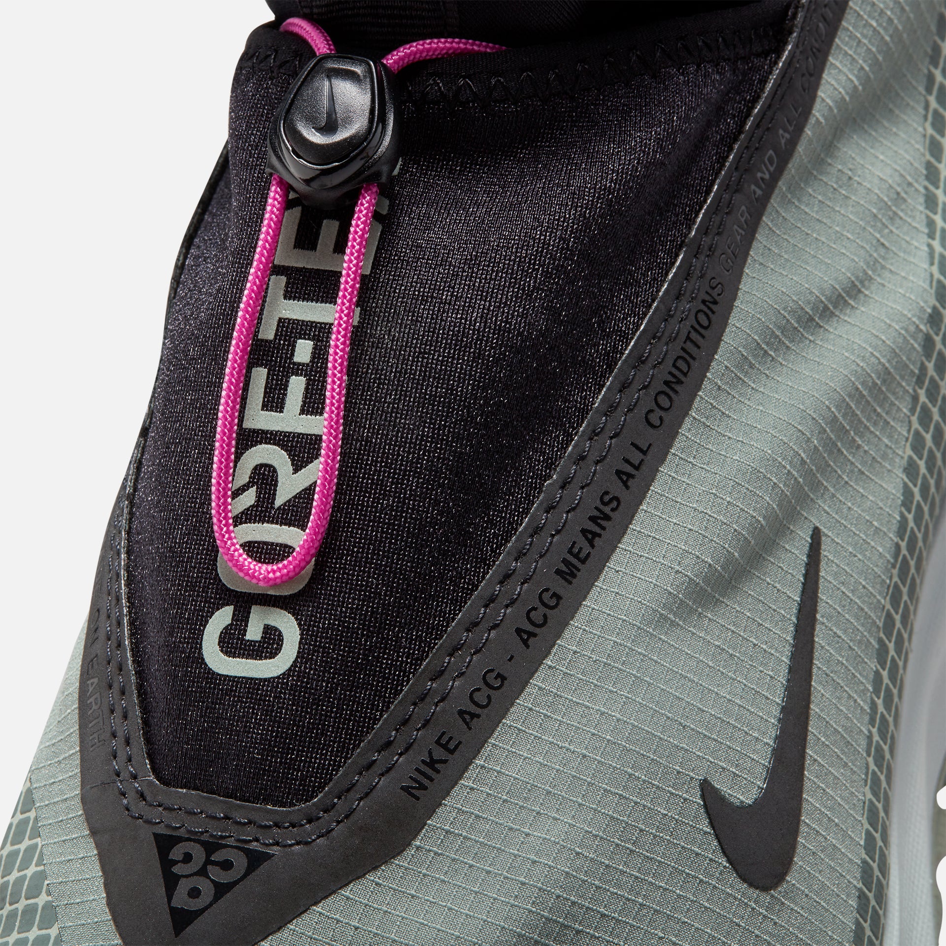 Nike ACG Mountain Fly Gore-Tex - Clay Green