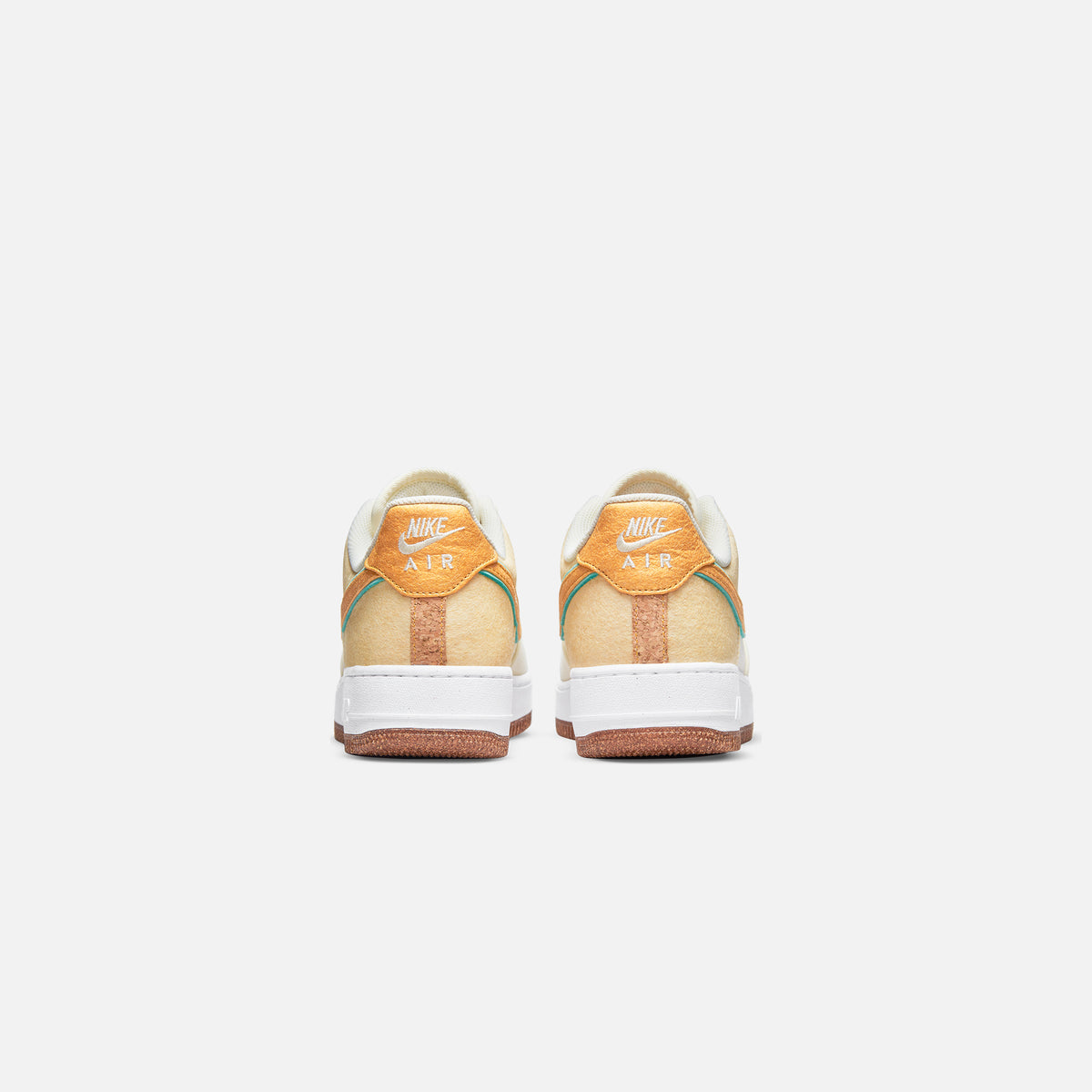 Nike Air Force 1 '07 PRM - Coconut Milk / Metallic Gold / Green