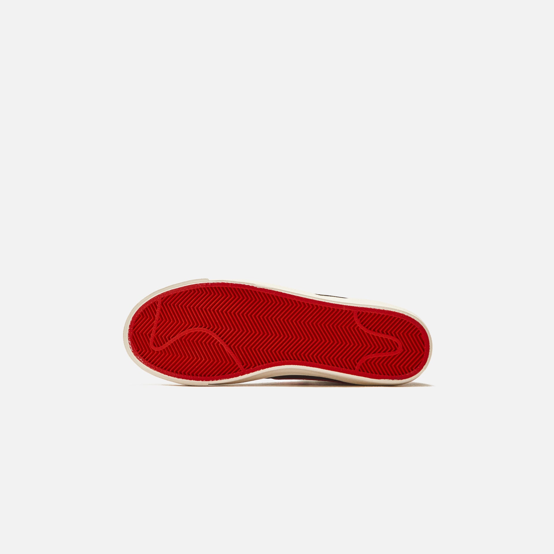 Nike Blazer MID `77 EMB - Sail / Black / Chile Red