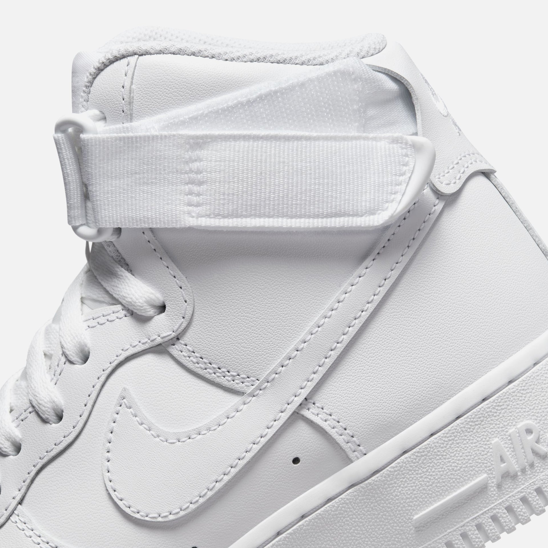 Nike WMNS Air Force 1 Hi REC - White / White / White