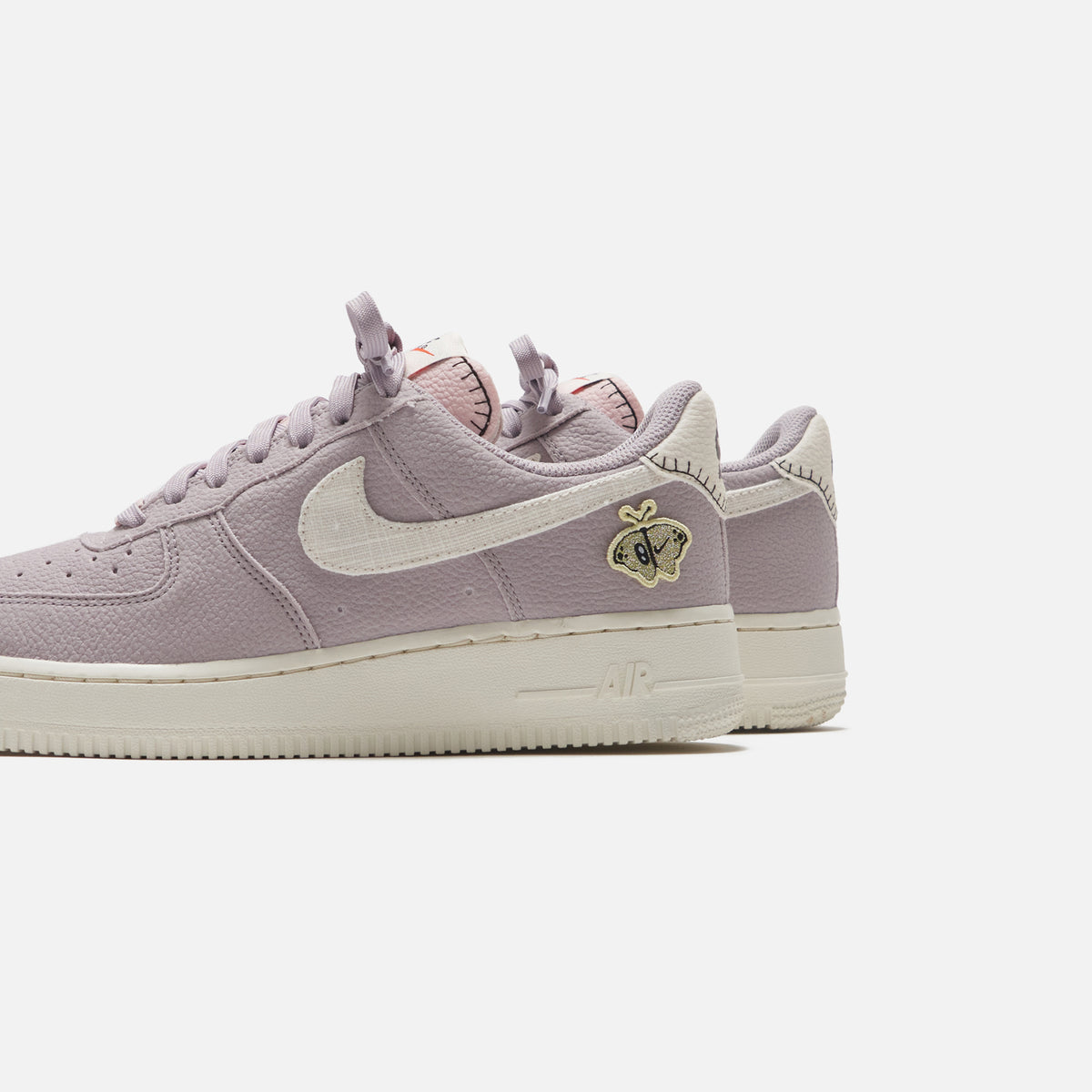 Nike WMNS Air Force 1 '07 SE - Light Purple