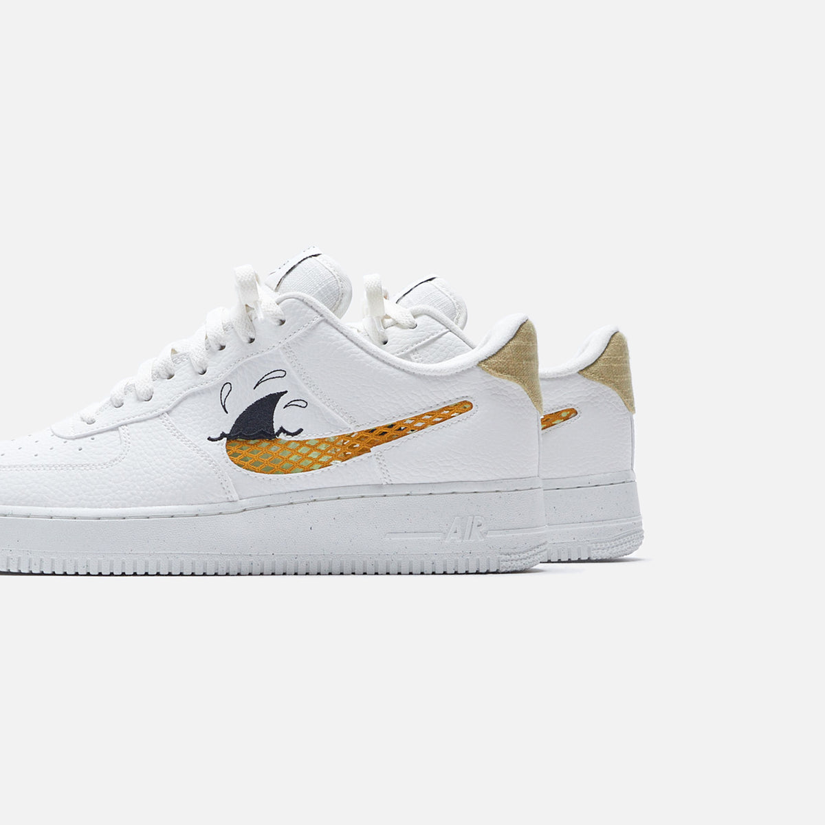 Nike Air Force 1 '07 LV8 Next Nature - Sail / Sanded Gold / Black / Wheat Grass