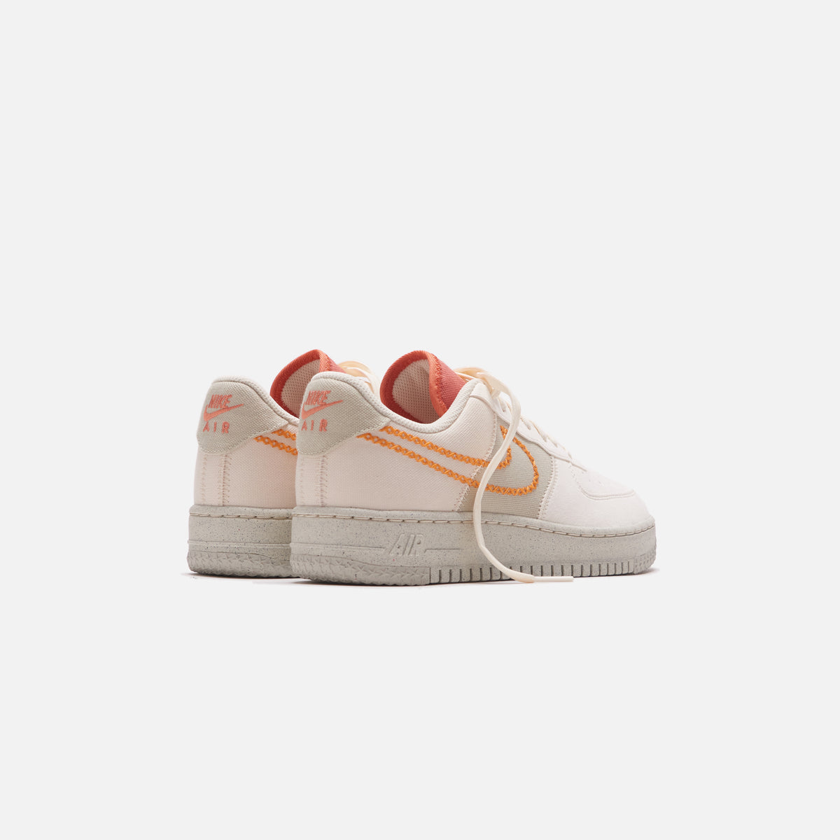 Nike WMNS Air Force 1 - Coconut Milk / Light Curry Olive Aura