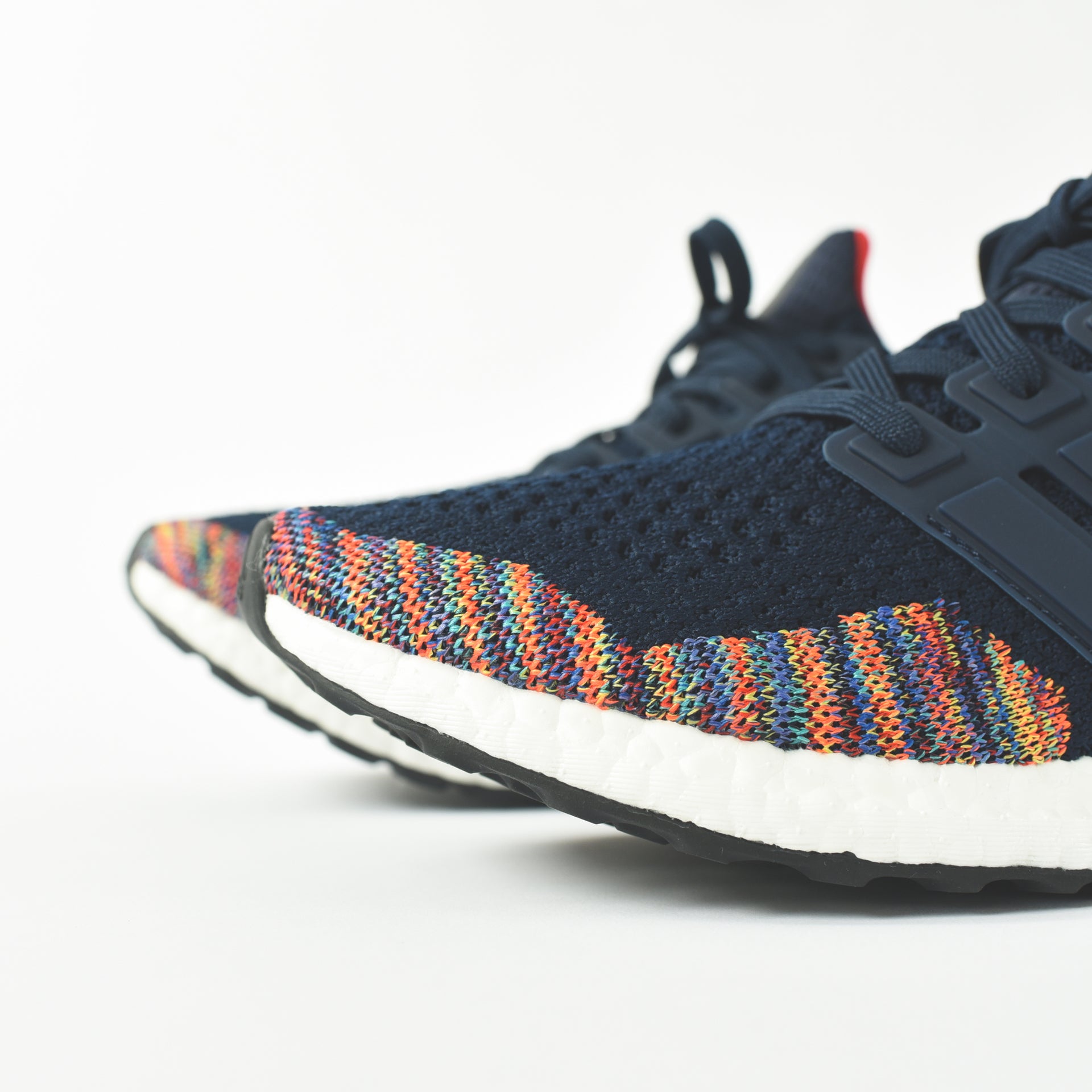 adidas Originals UltraBoost - Navy / Multitoe