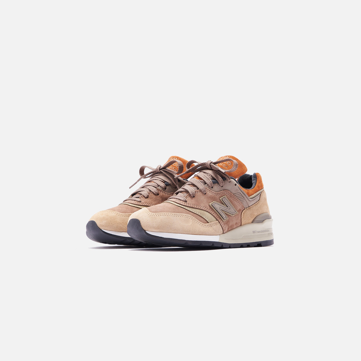 New Balance 997 - Tan / Brown