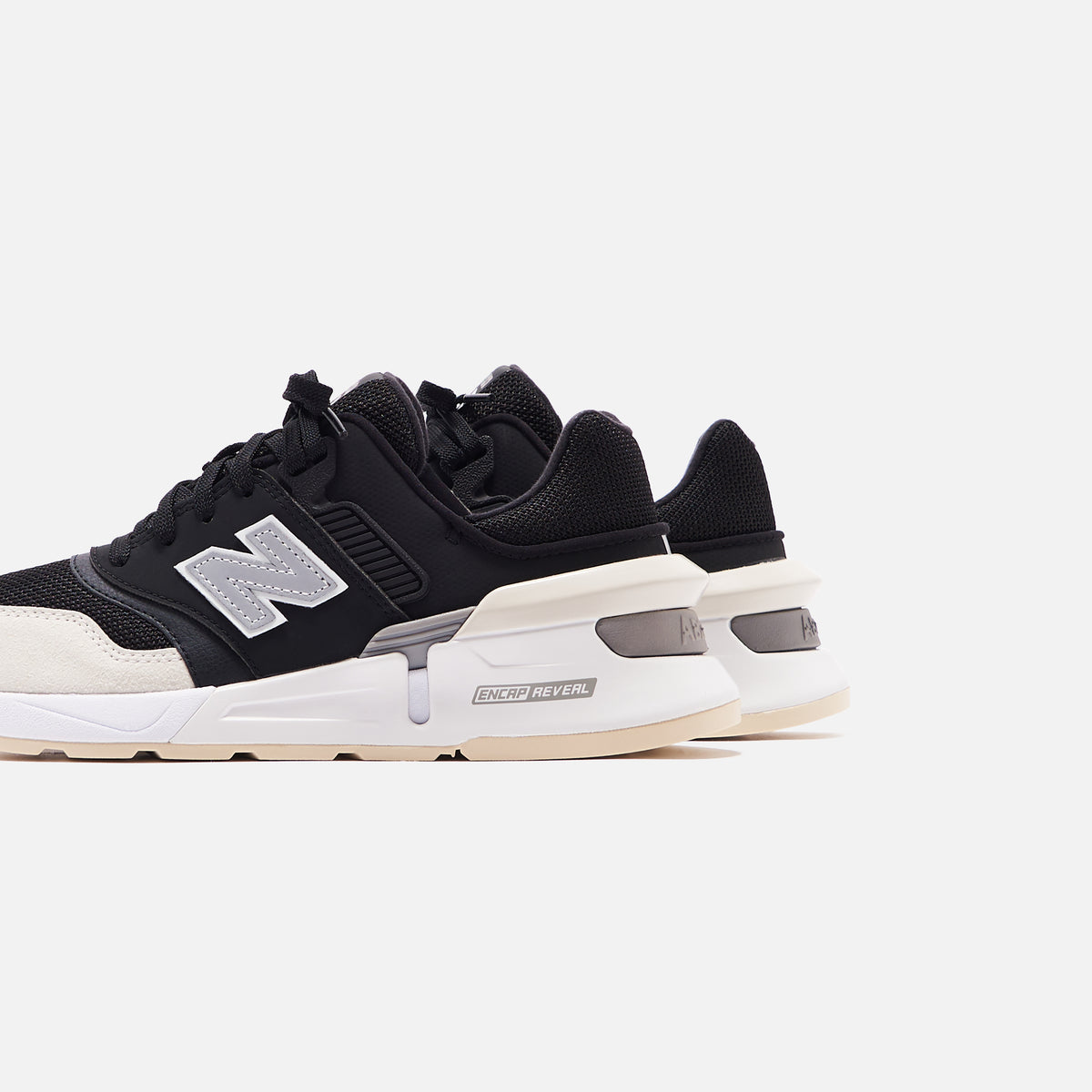 New Balance WMNS 997 Sport - Black / Moonbeam