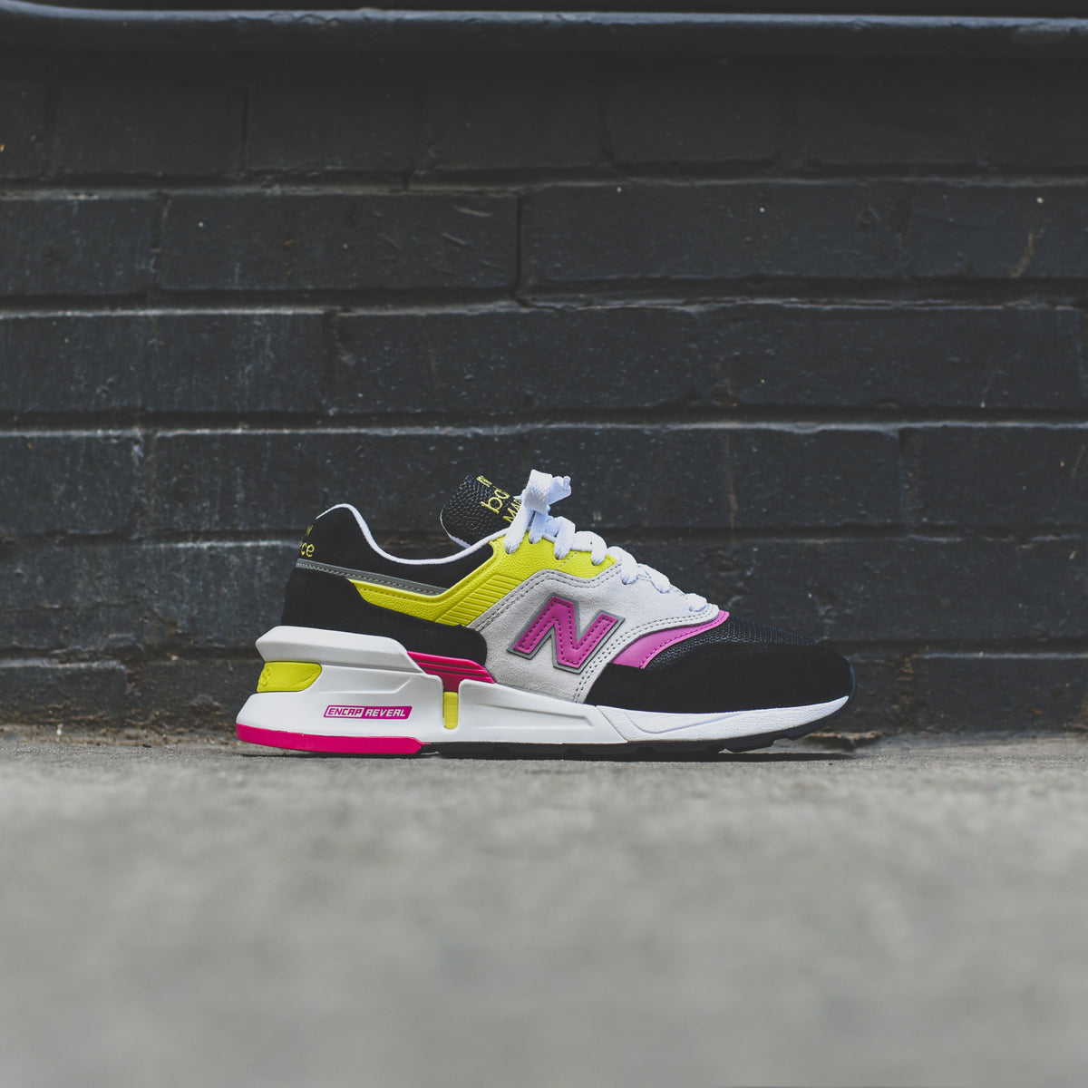New Balance 997 - White / Grey