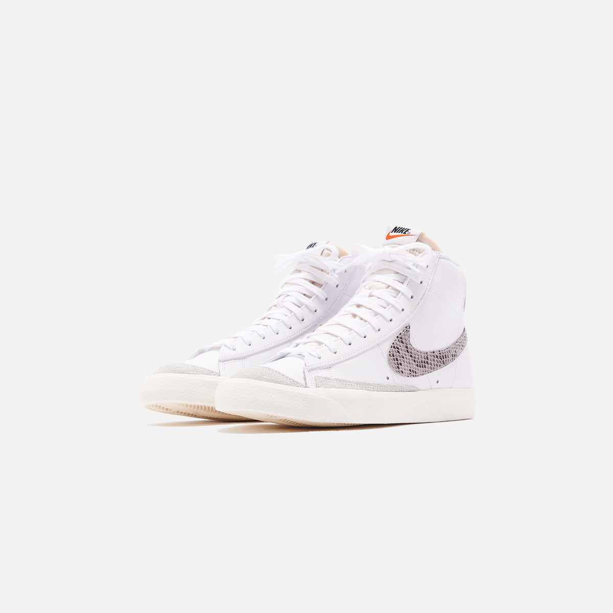 Nike Blazer Mid '77 - Vintage Reptile / White / Sail