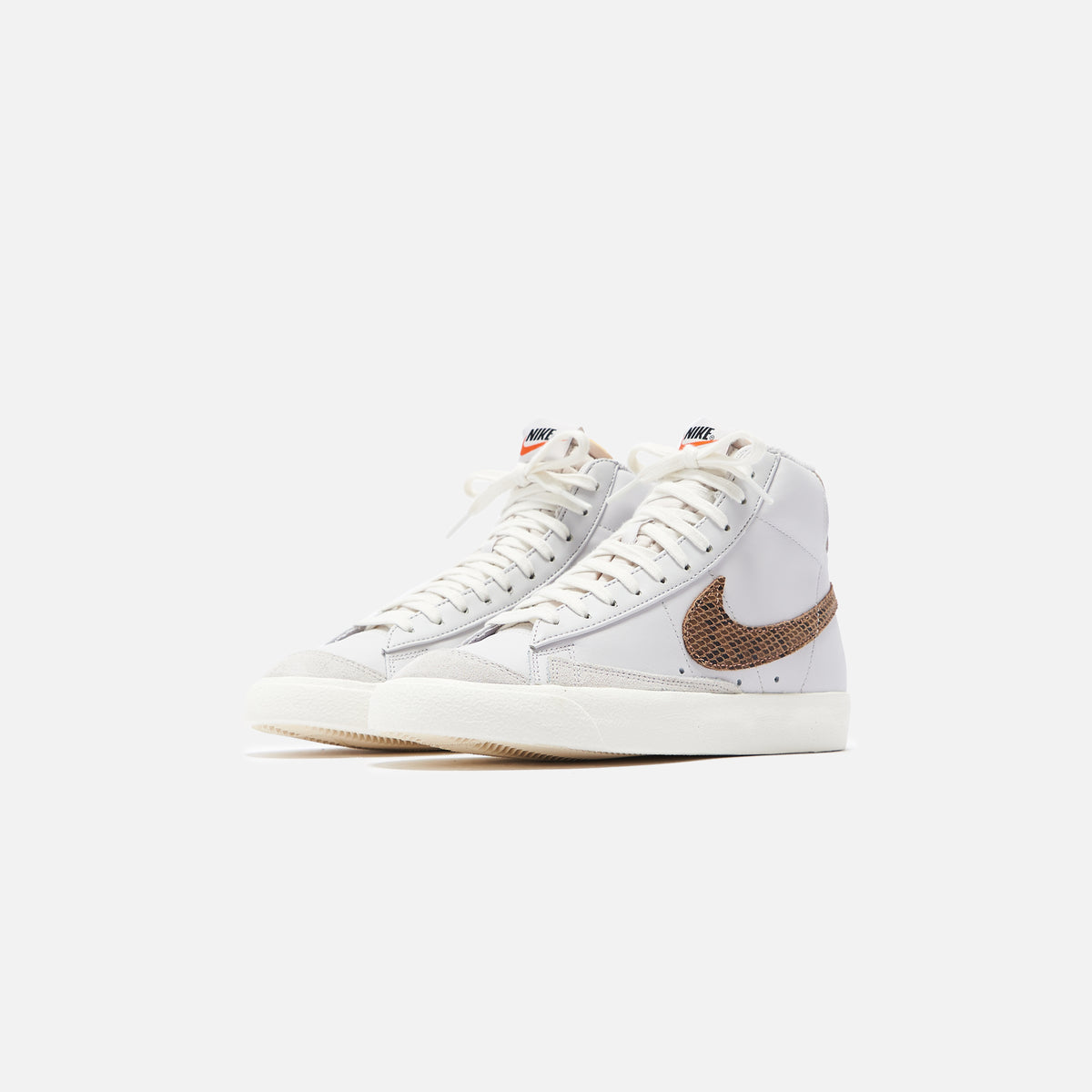 Nike Blazer Mid '77 - Vintage Reptile / Vast Grey / Metallic Red