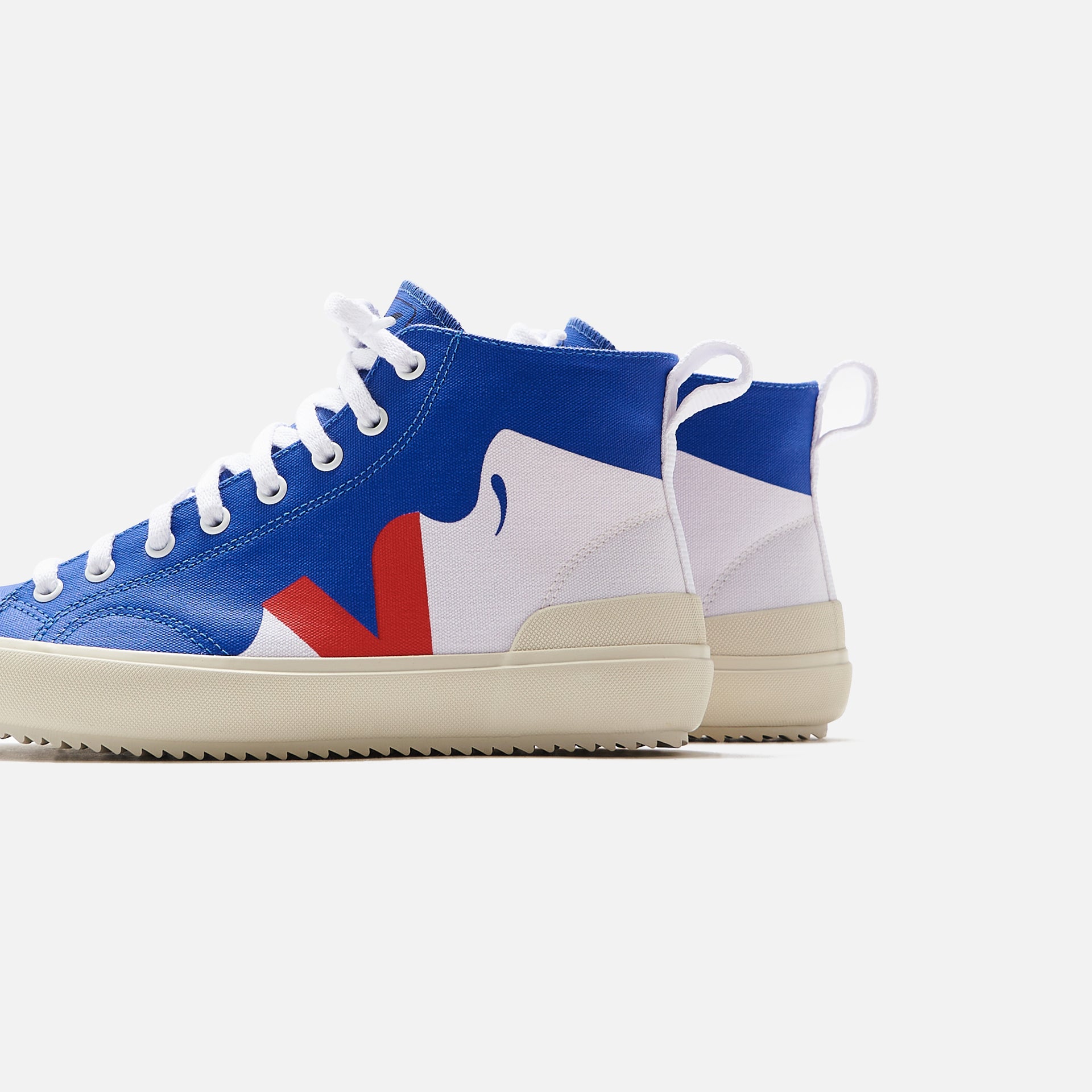 Veja WMNS Nova High Top - Malika Favre