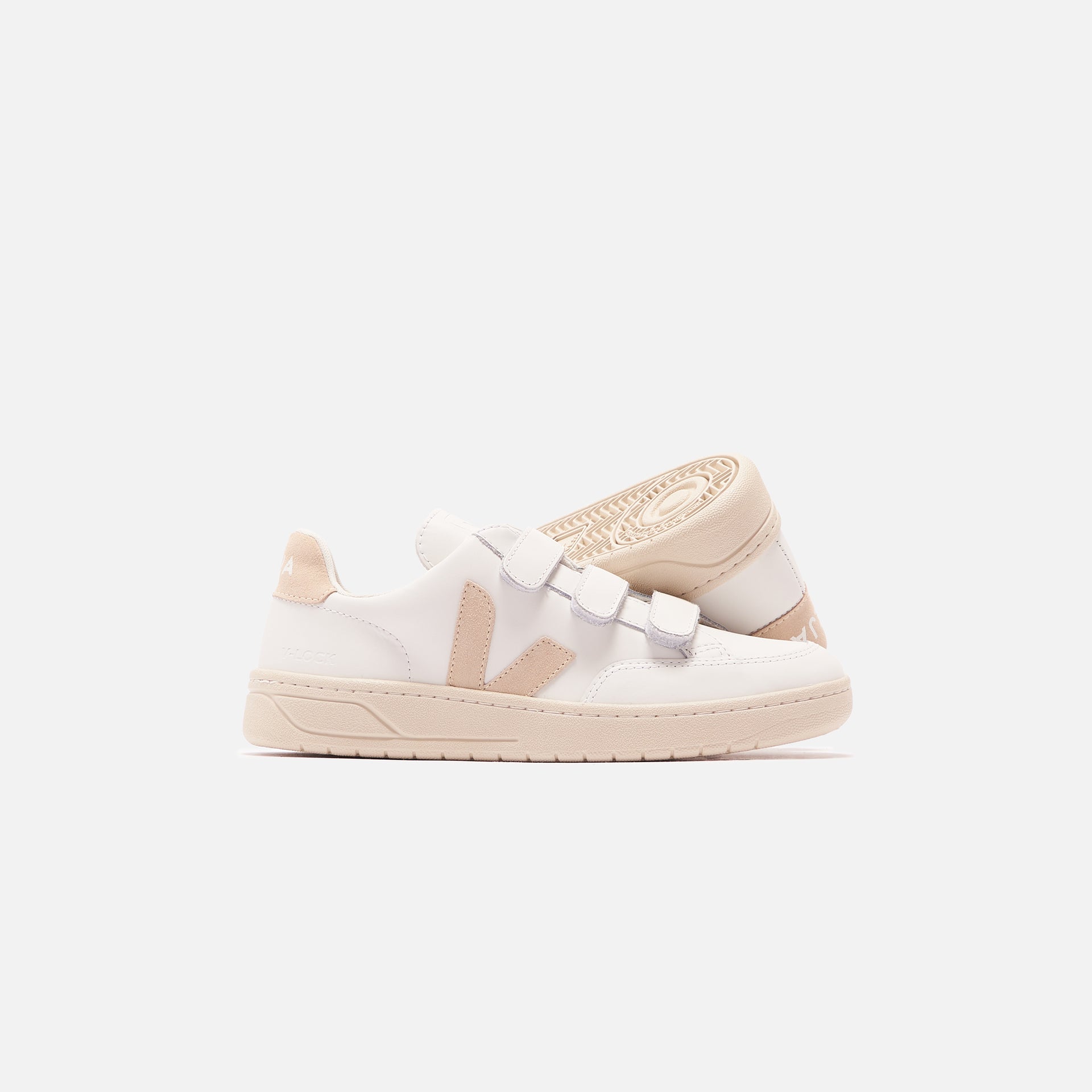 Veja WMNS V-Lock - Extra White / Sable