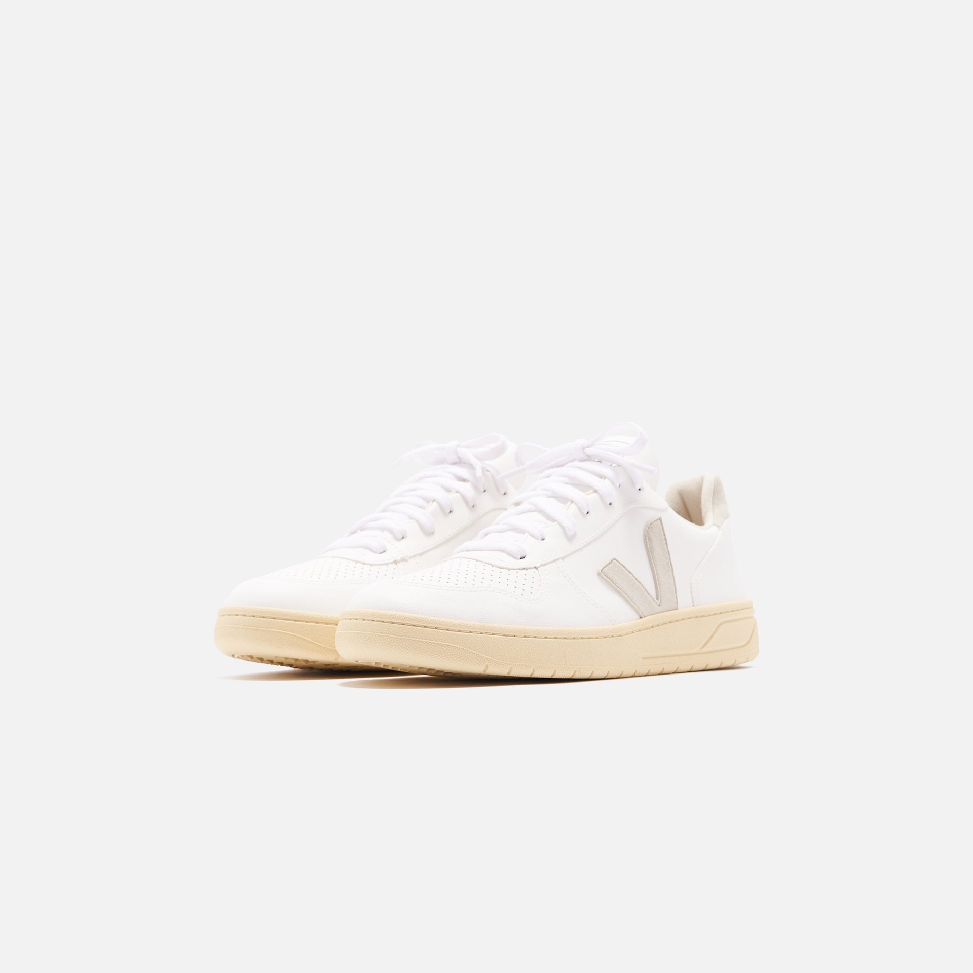Veja V10 - White / Natural / Butter