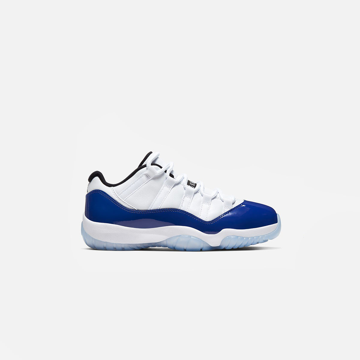 Nike WMNS Air Jordan 11 Retro Low - White / Black / Infrared